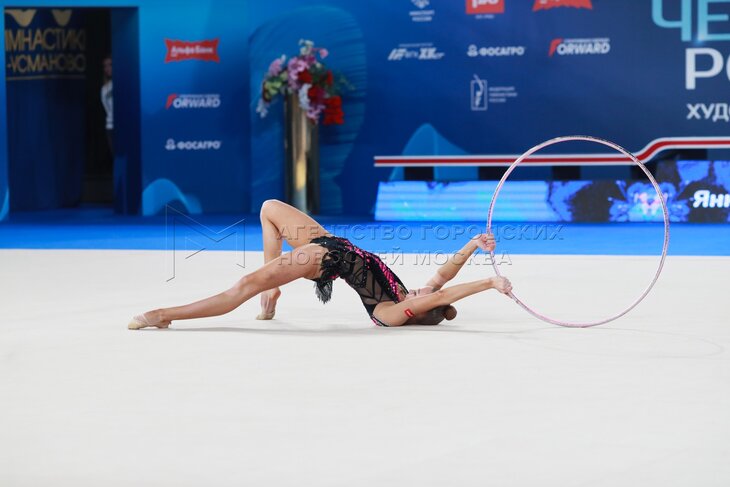 Жалаңашпен гимнастика Жалаңашпен гимнастика