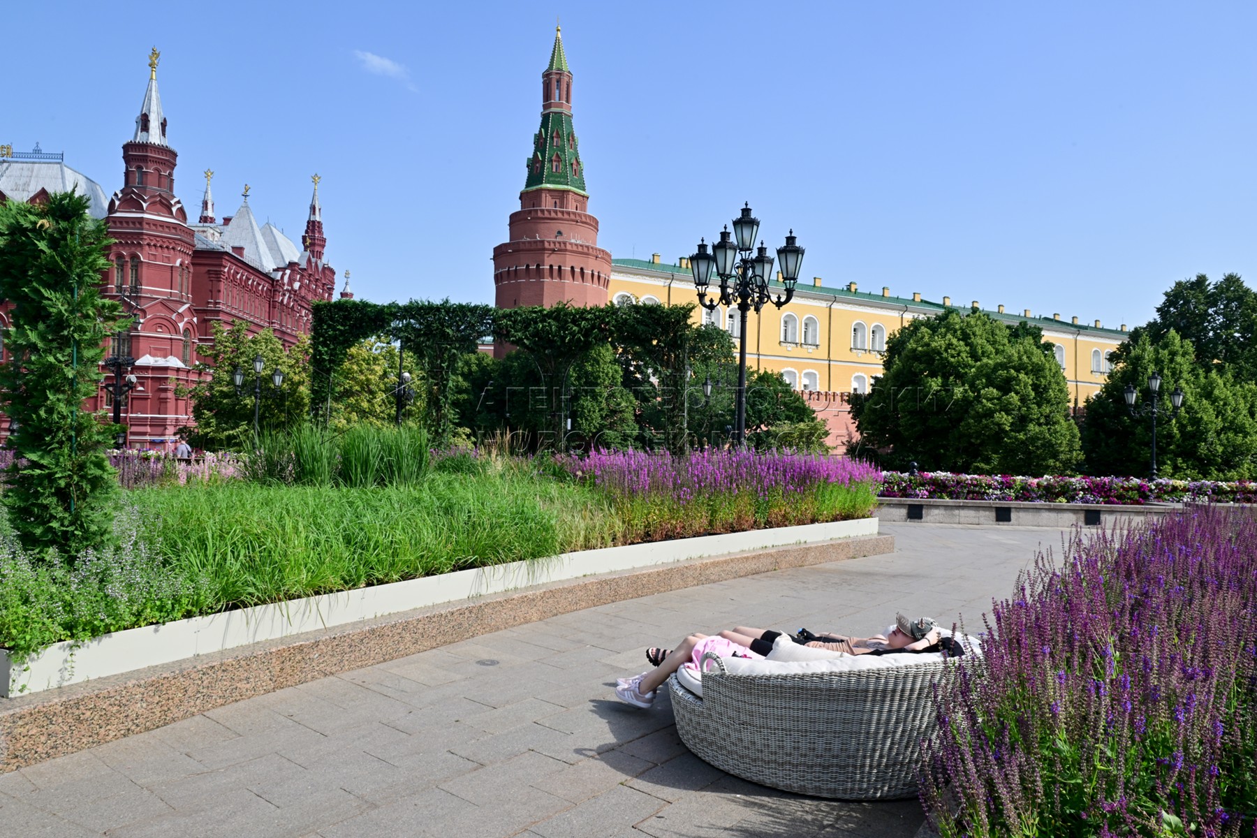 Сентябрьское тепло до 23 градусов ждет москвичей в четверг
