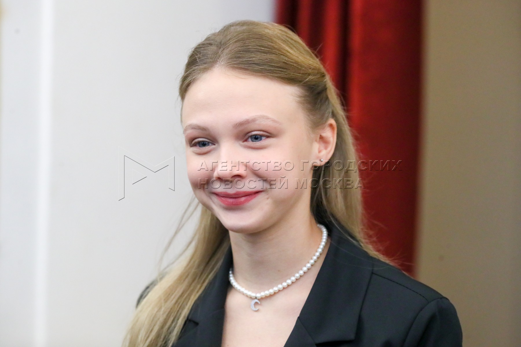 Меган Фокс лесбиянкалық порно