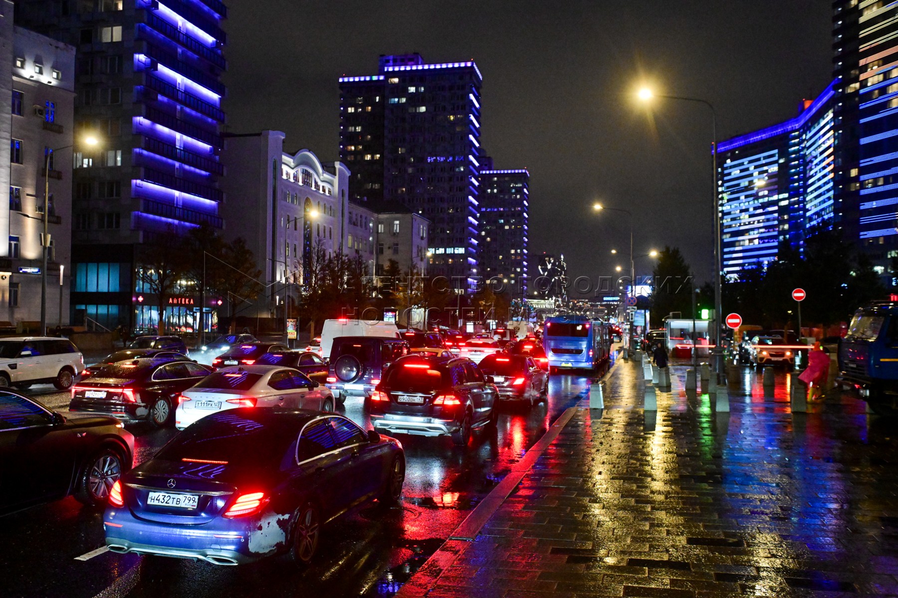 Как пережить неделю затяжной хмари в Москве