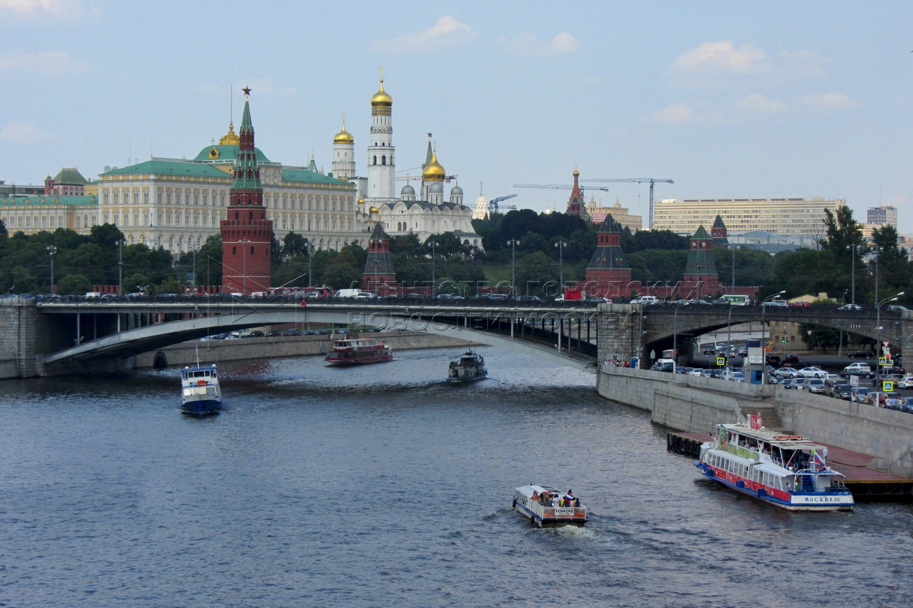 Т действие москва. Москва река приложение.