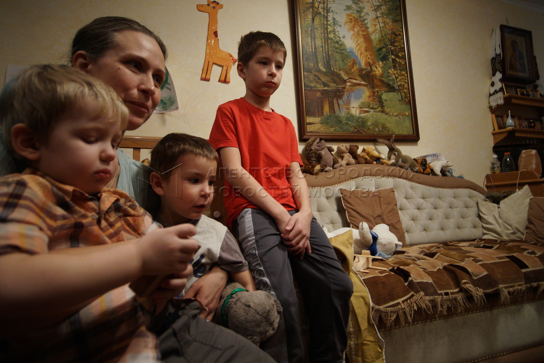 семейный фотограф москва. помощник по хозяйству. работа в московских семьях. работа в московских семьях. работа в московских семьях.