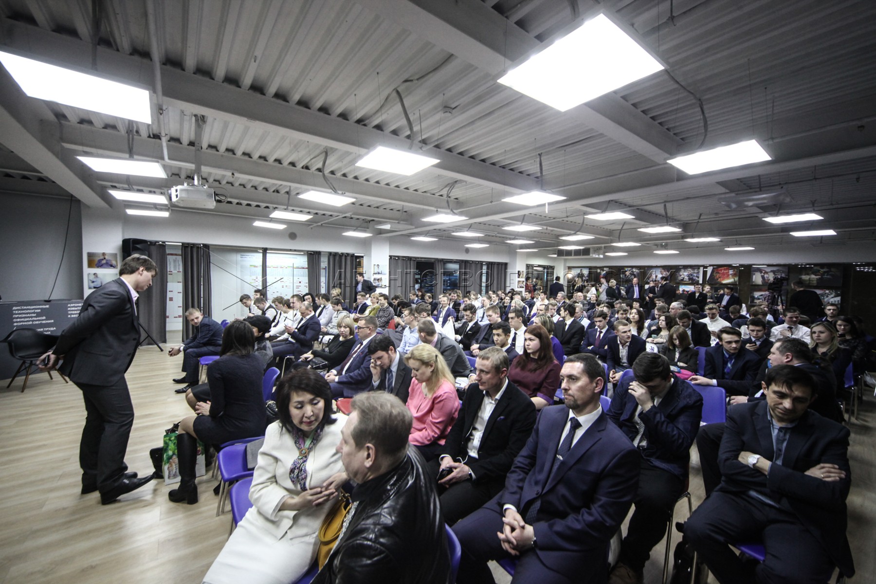 высокопроизводительного вычислительного кластера росгидромета. мчс москвы корабли. город новостей новокузнецк сити-н. 14 апреля проффест. корабль мчс павелецкая набережная.