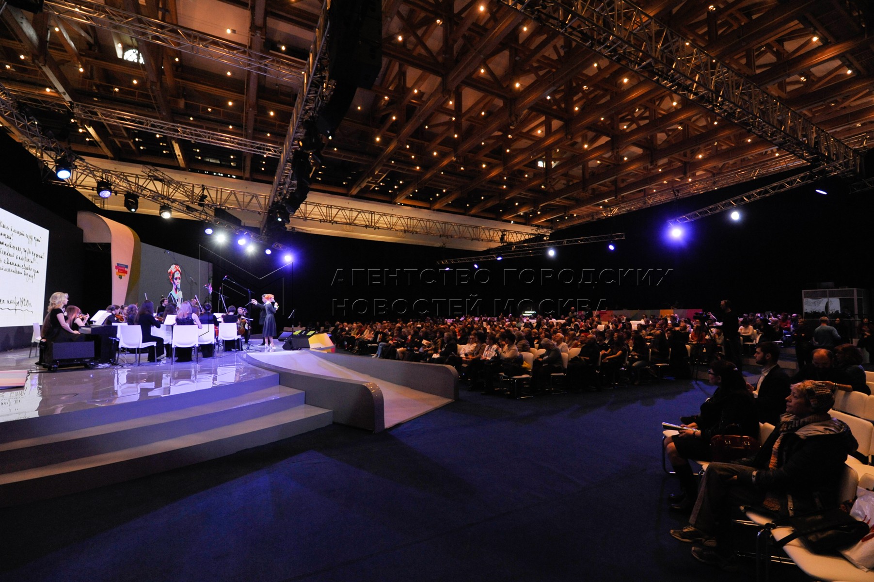 Манеж культурный форум. Манеж культурный форум. Манеж культурный форум. Мероприятия в манеже. Межкультурный форум в москве культура.