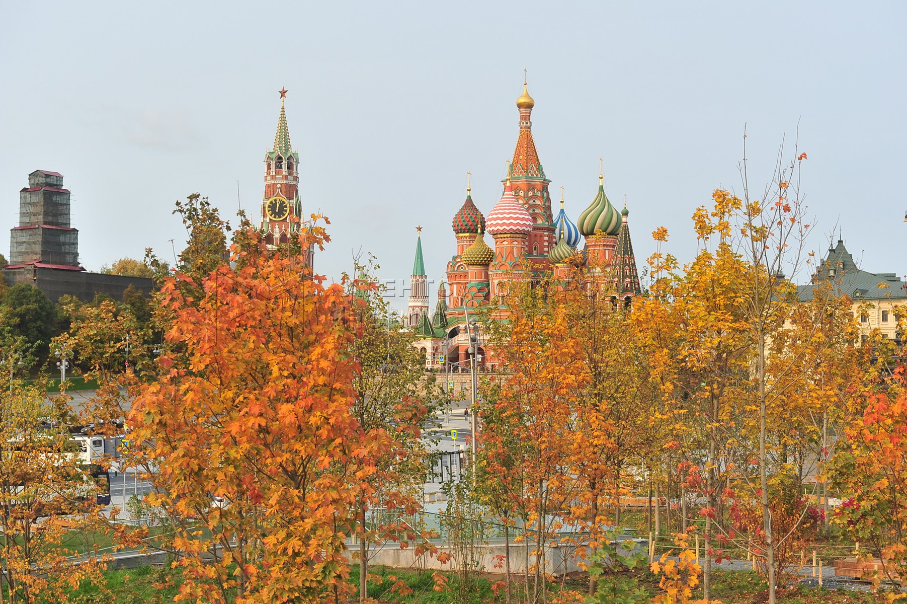 Октябрь месяц в москве