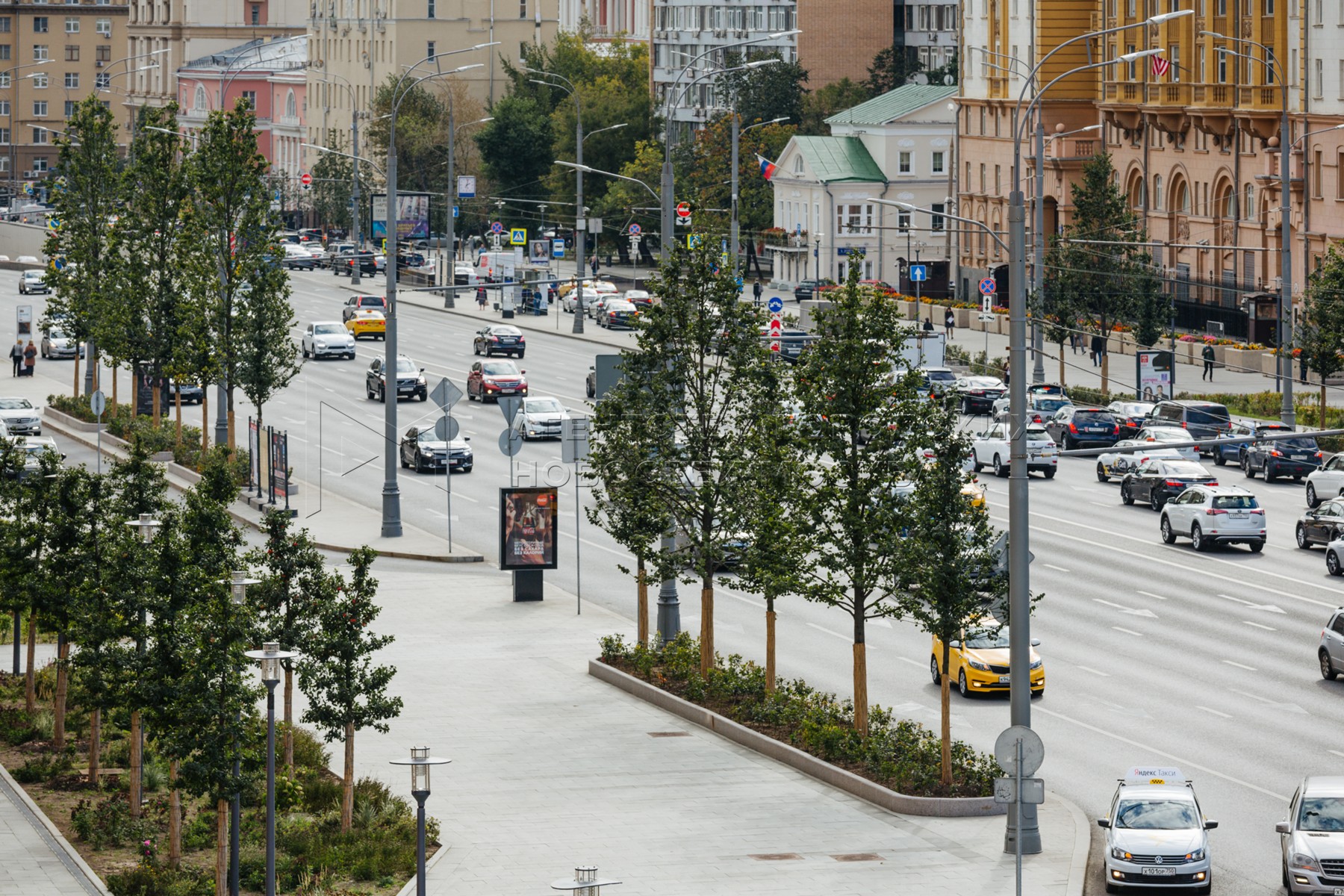 Обновленный г. Озеленение Москвы до и после.