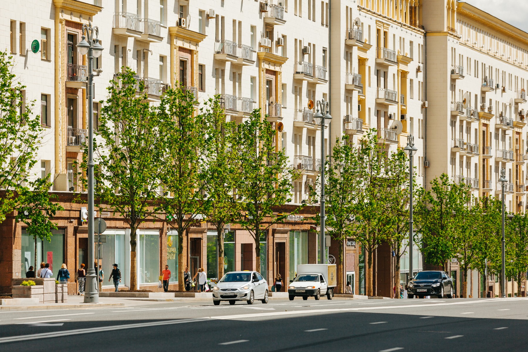 Моя улица а дугилов. Программа моя улица до и после москва. Дом под юбкой на тверской. Моя улица программа карта. Моя улица москва благоустройство.