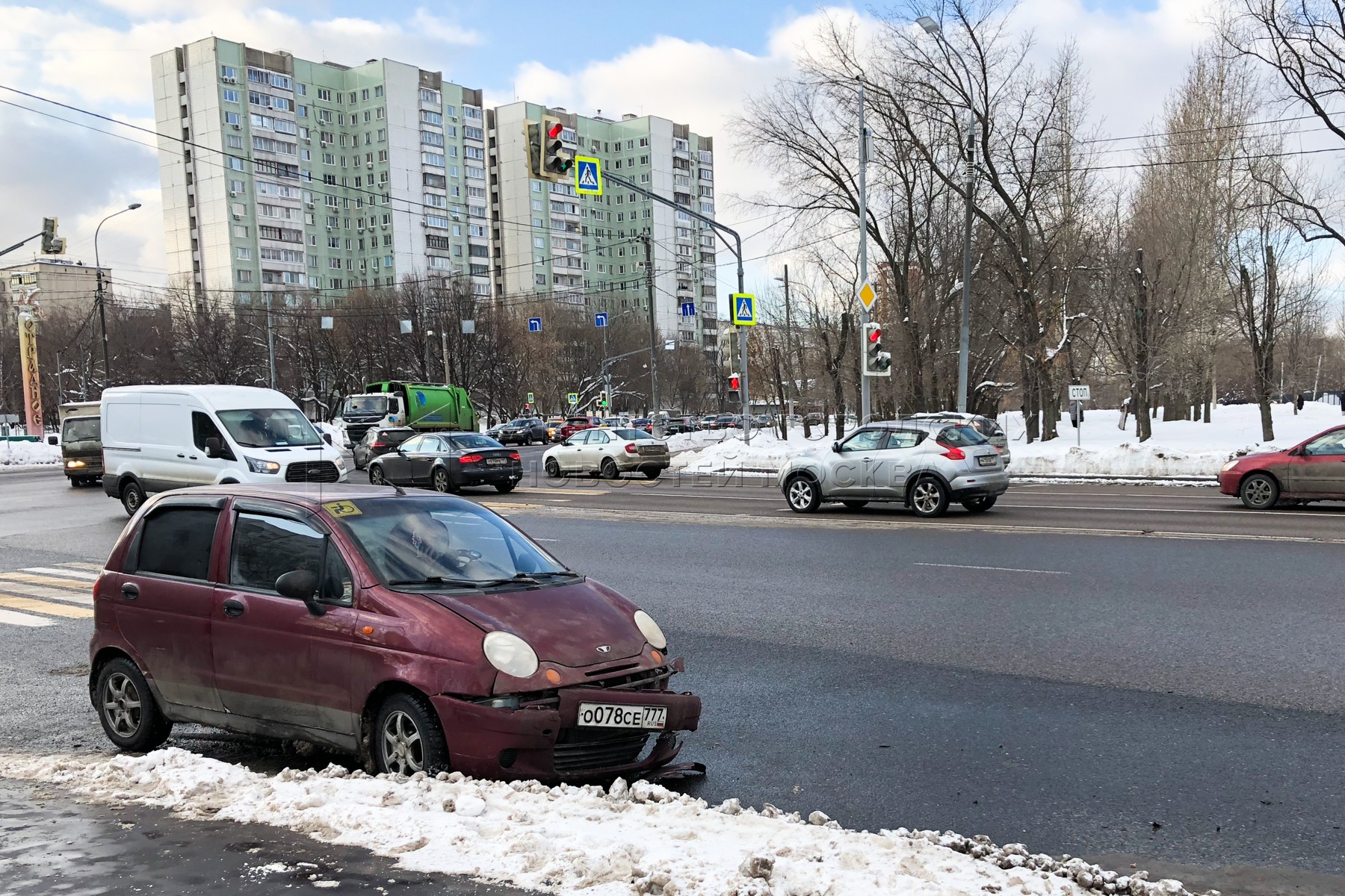 Проезд сегодня. ДТП на Юрловском проезде Москва. Храм на Северном бульваре и Юрловском бульваре в Москве фото. РЕН ТВ происшествия на Юрловском проезде