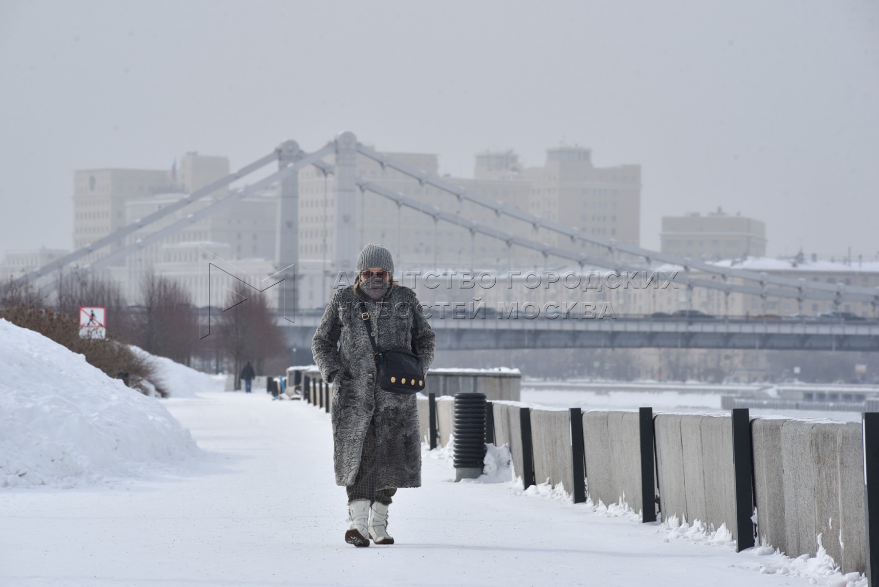 Сильный мороз в москве. Морозы в Москве. Зима в Москве. Холод в Москве. Аномально холодная зима.