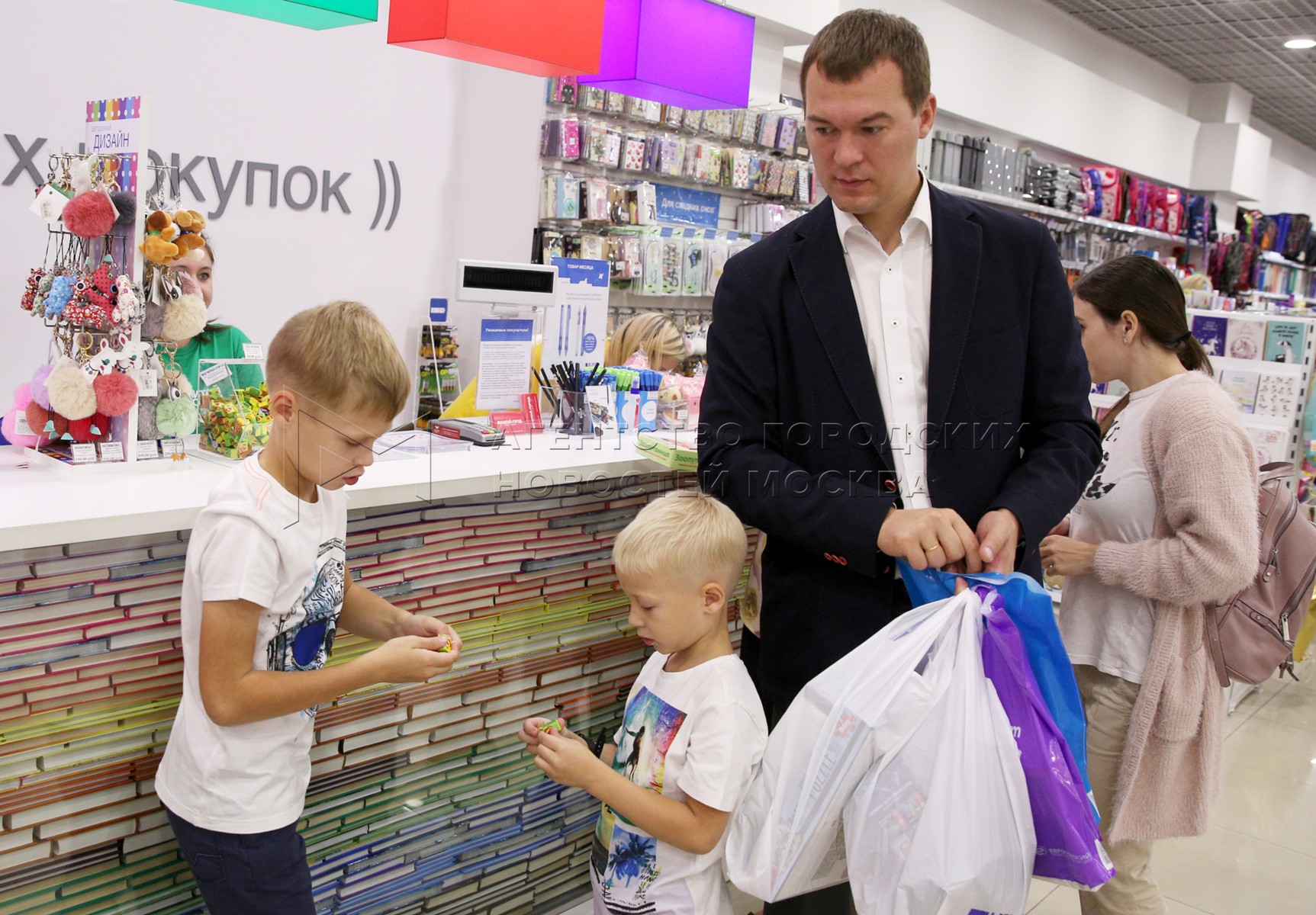 Михаил дегтярев с женой и детьми фото