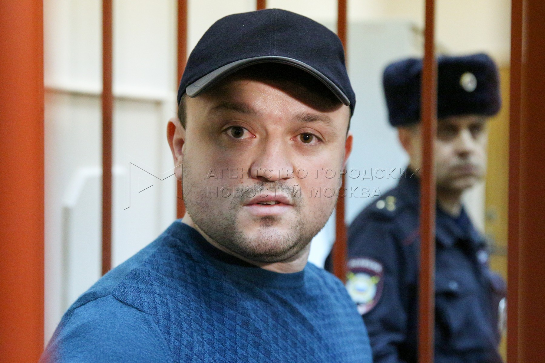 сенатор аракушев. руслан арашуков. сенатор аракушев. роман василенко life is good. рауф арашуков задержание в совете федерации.