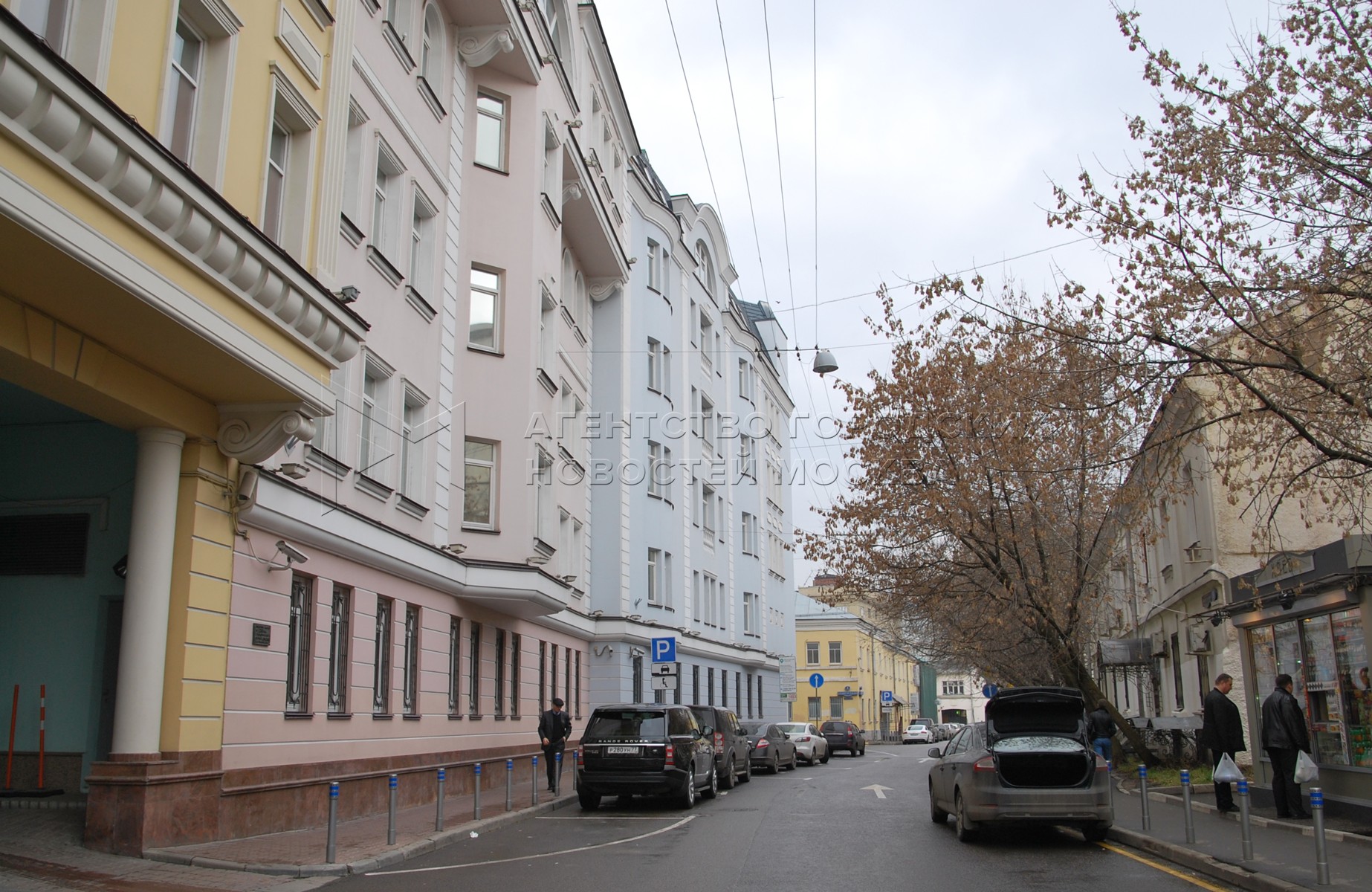 Большой кисловский пер д 13. Кисловский переулок Москва. Москва большой Кисловский переулок. Москва улица большой Кисловский 1. Малый Кисловский переулок.