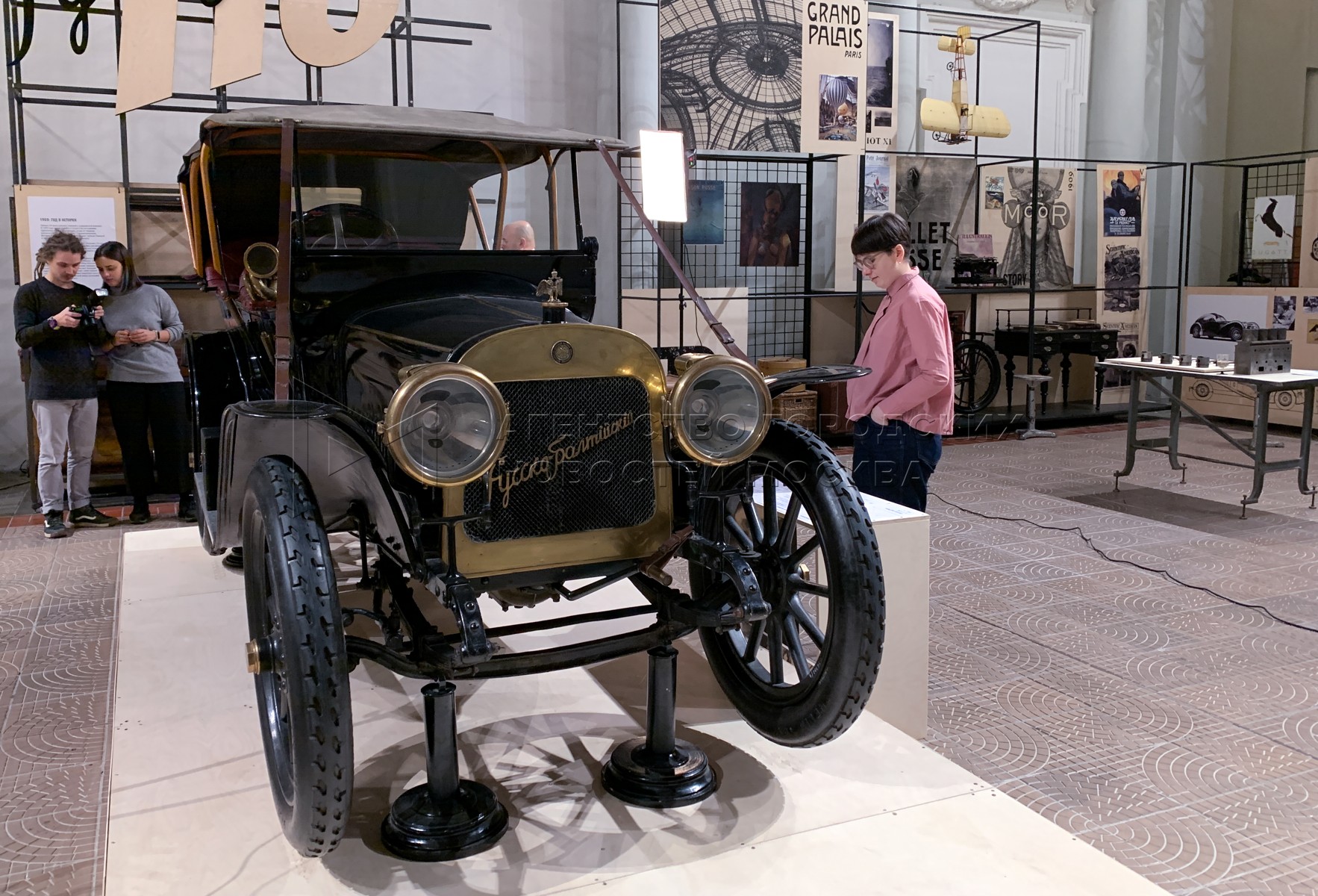 Руссобалт автомобиль фото в политехническом музее