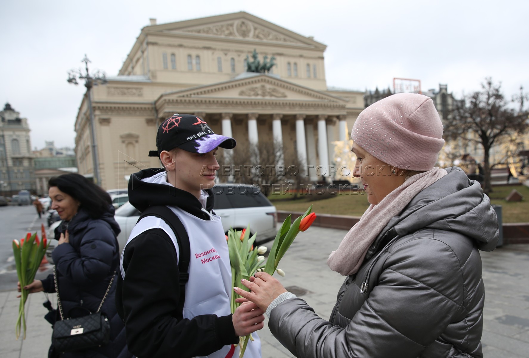 8 марта в москве