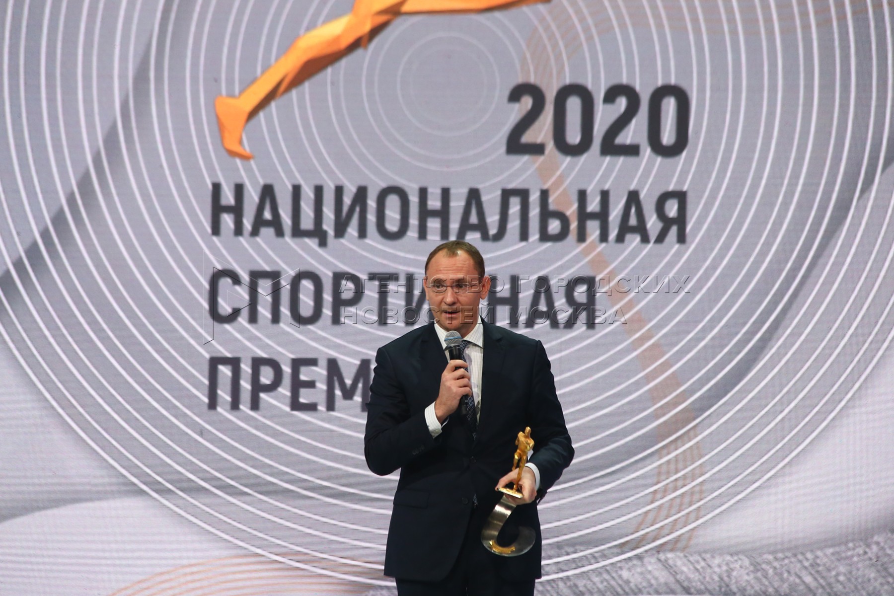 каток парнас арена. каток парнас арена. парнас спортивная. ледовая арена парнас. ледовый каток санкт-петербург.