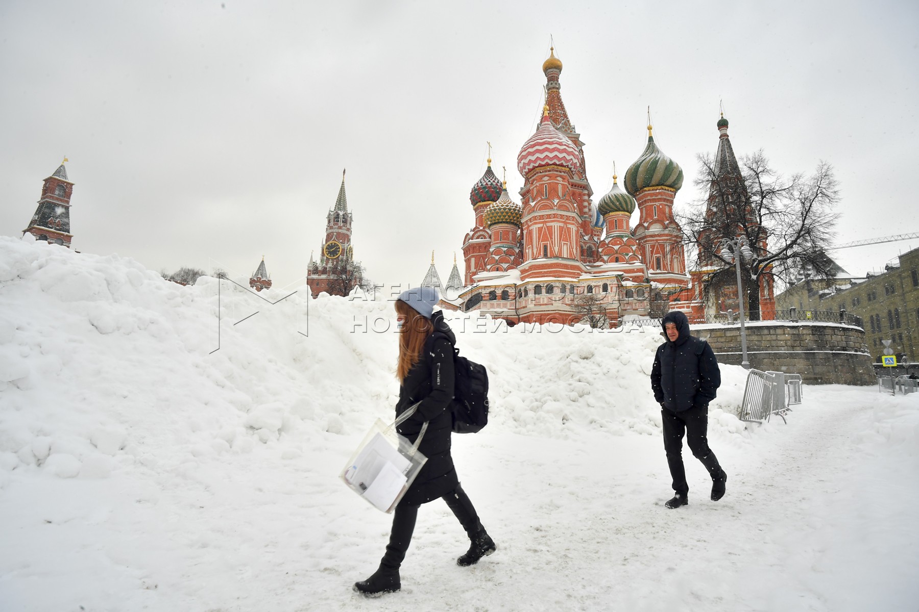 09 февраля 2024 года. Снегопад в Москве в феврале 2021. Снег в Москве. Морозы в Москве. Снегопад в Москве сейчас.