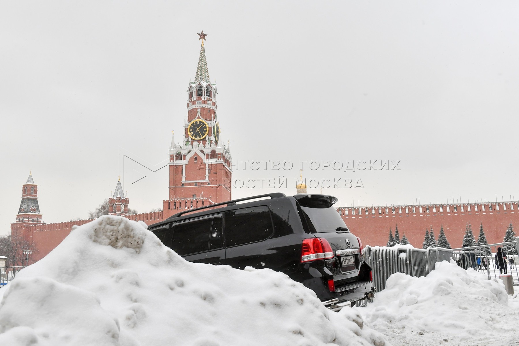Будет ли еще снегопад в москве. Снегопад в Москве в феврале 2021. Снег в Москве 2021. Снег в Москве 13 февраля 2021. Первый снег в Москве 2018.
