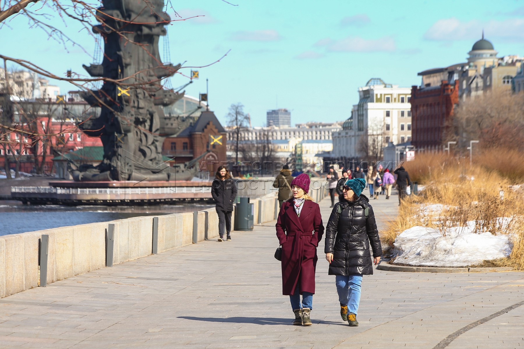 Потепление в москве в декабре. Gjujпогода в Москве. Москва весной. Март в Москве.