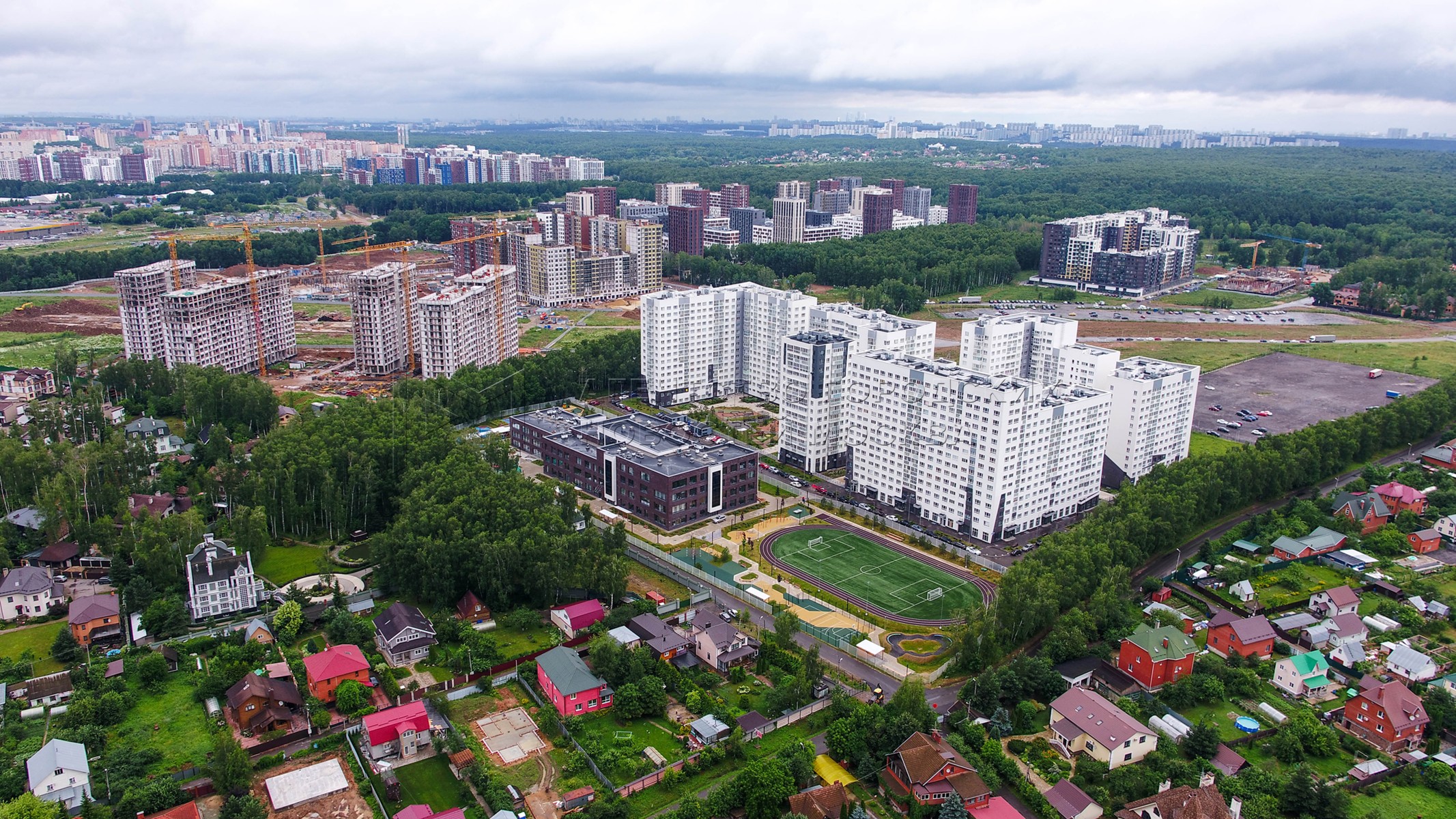 Новомосковский. 10 Лет ТИНАО. Ломоносовский район ЮЗАО Москва. Красивые места ТИНАО. Район Южное Бутово.