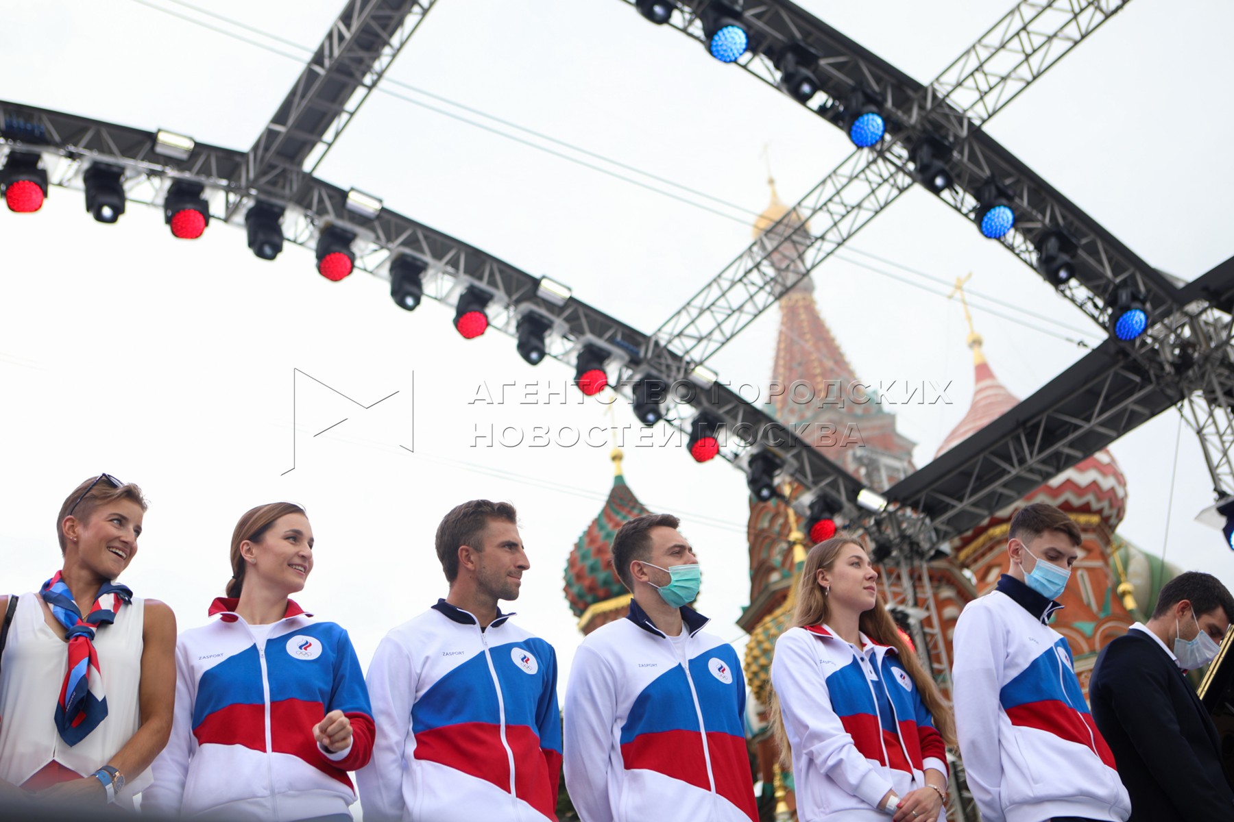 Индивидуальные спортсмены на олимпиаде 2024. Концерт на красной площади в честь олимпийцев. Встреча олимпийцев. Торжественная встреча олимпийской сборной.