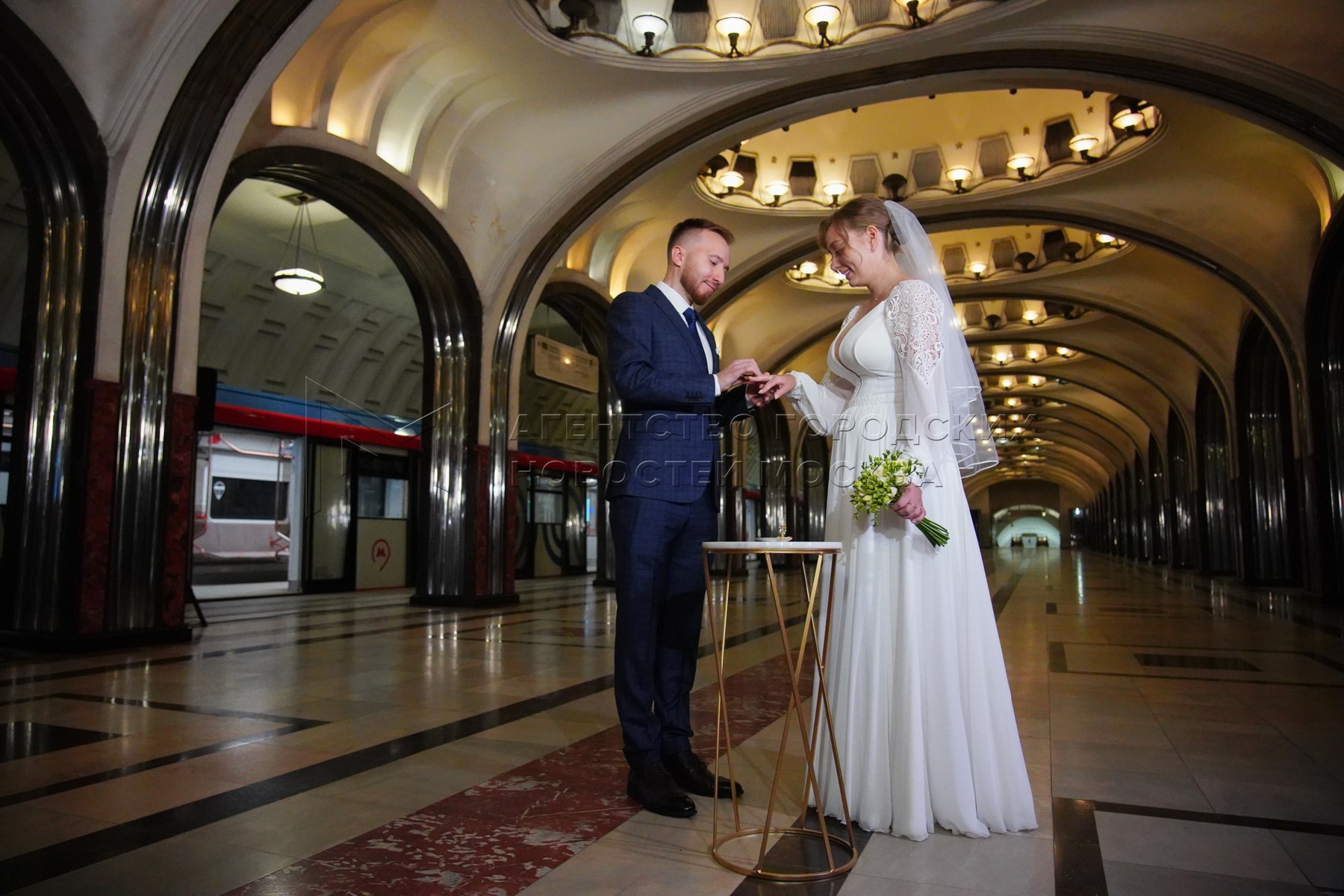 Церемония бракосочетания метро Маяковская