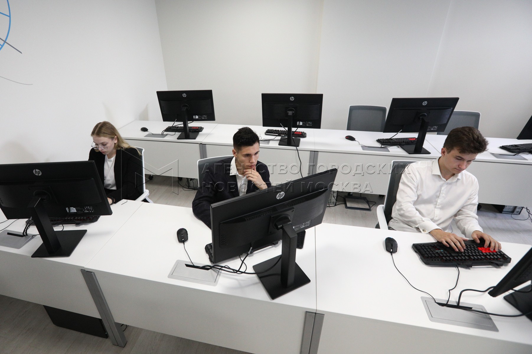 Инженерная школа рут миит. Высшая инженерная школа рут миит. Виш рут миит логотип. Рут миит. Академия высшая инженерная школа рут миит.