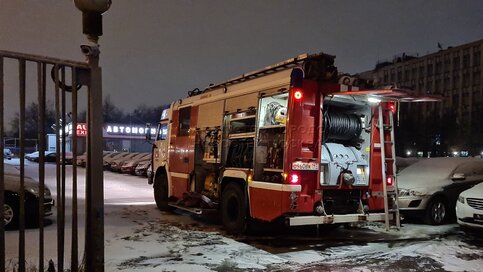 Пожар автомобиль варшавское шоссе. Смотреть фото Пожар автомобиль варшавское шоссе. Смотреть картинку Пожар автомобиль варшавское шоссе. Картинка про Пожар автомобиль варшавское шоссе. Фото Пожар автомобиль варшавское шоссе