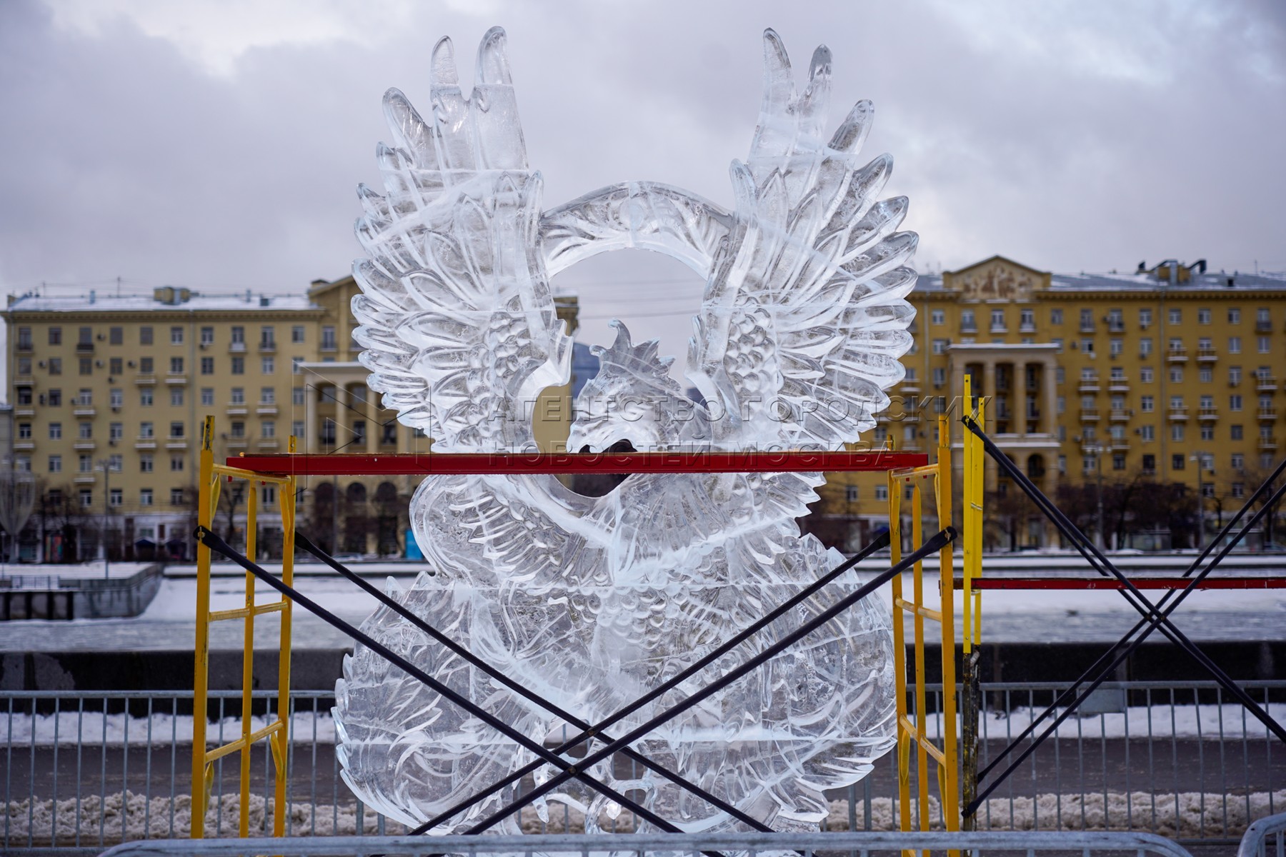 выставка ледяных скульптур в москве 2022 в парке горького