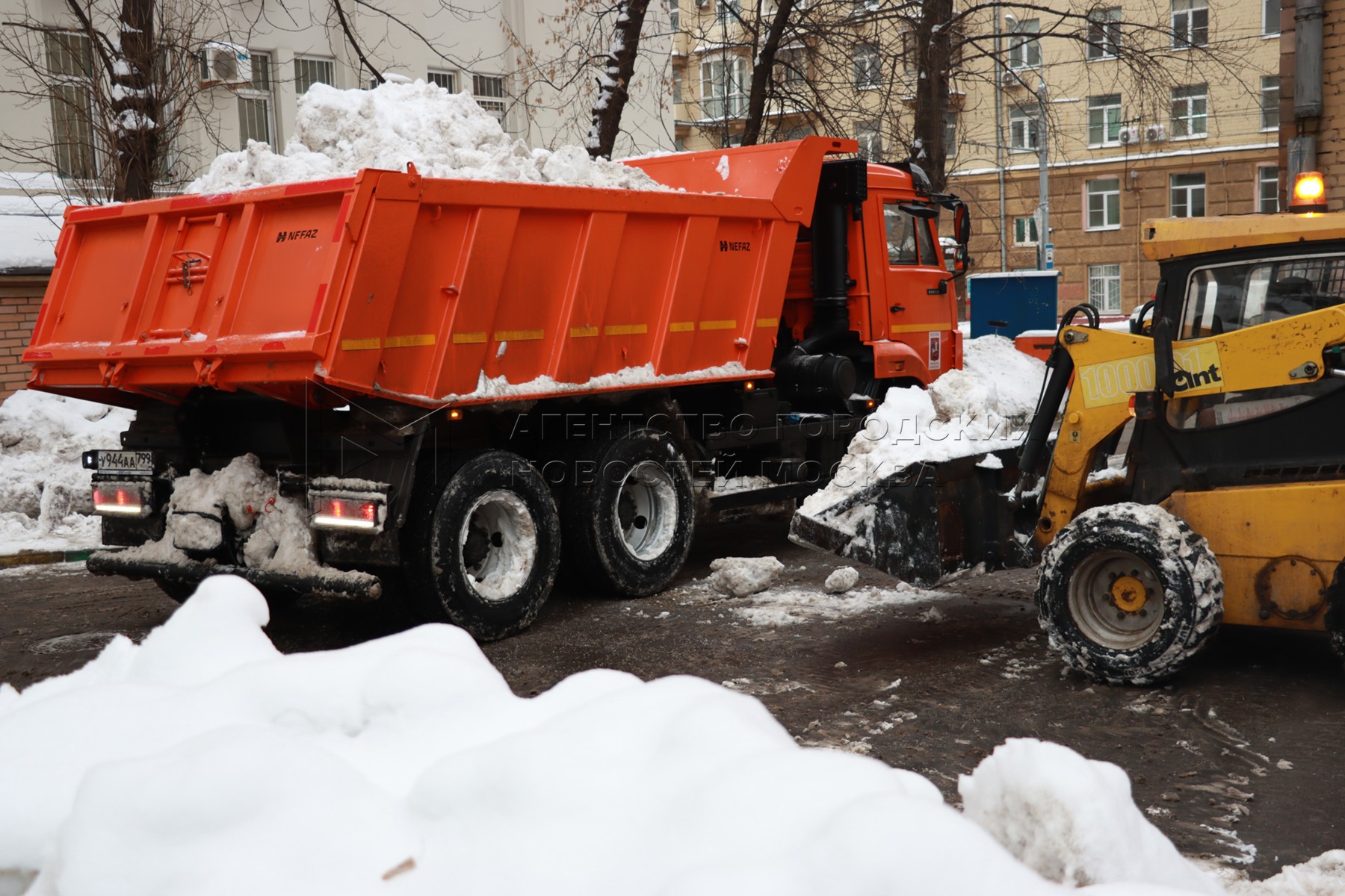 уборка снега москва