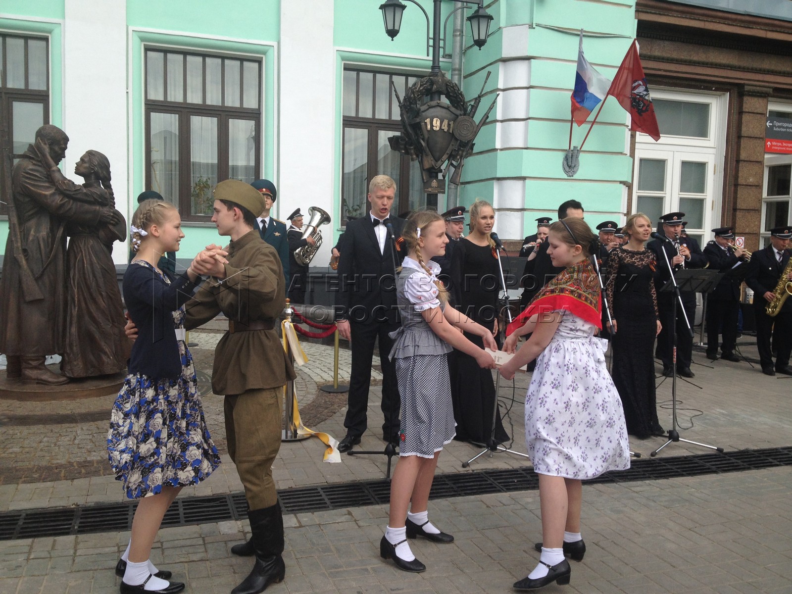 памятник прощание славянки на белорусском вокзале