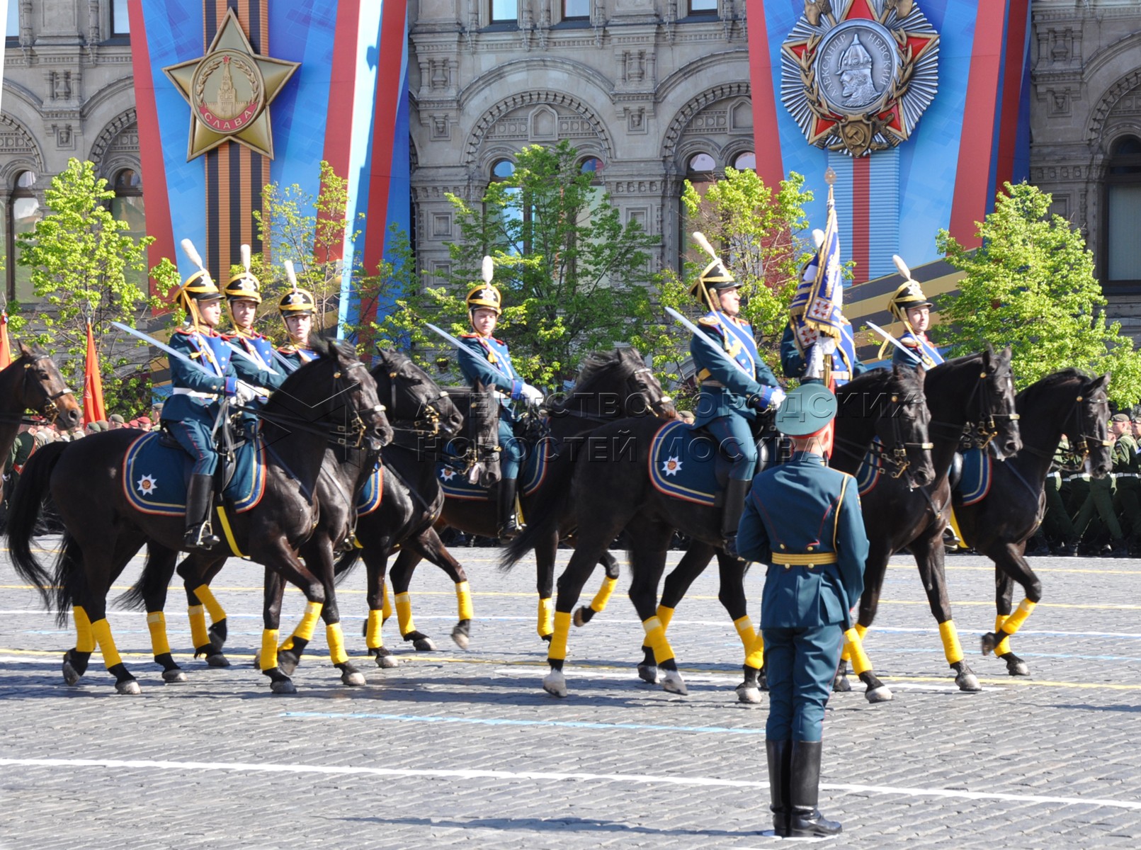 Кавалерийский полк на параде Победы в Москве 2016