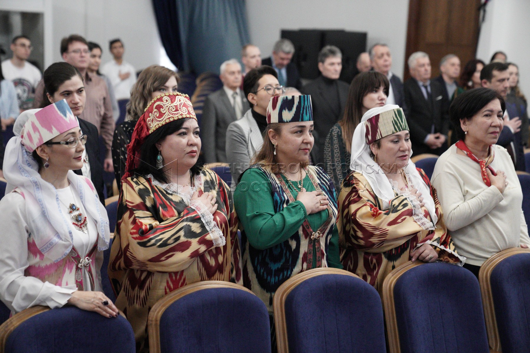 Самая многочисленная диаспора. Русский культурный центр Узбекистана. Культура Узбекистана. Глава узбекской общины в Москве. Центр изучения узбекского языка в Москве.