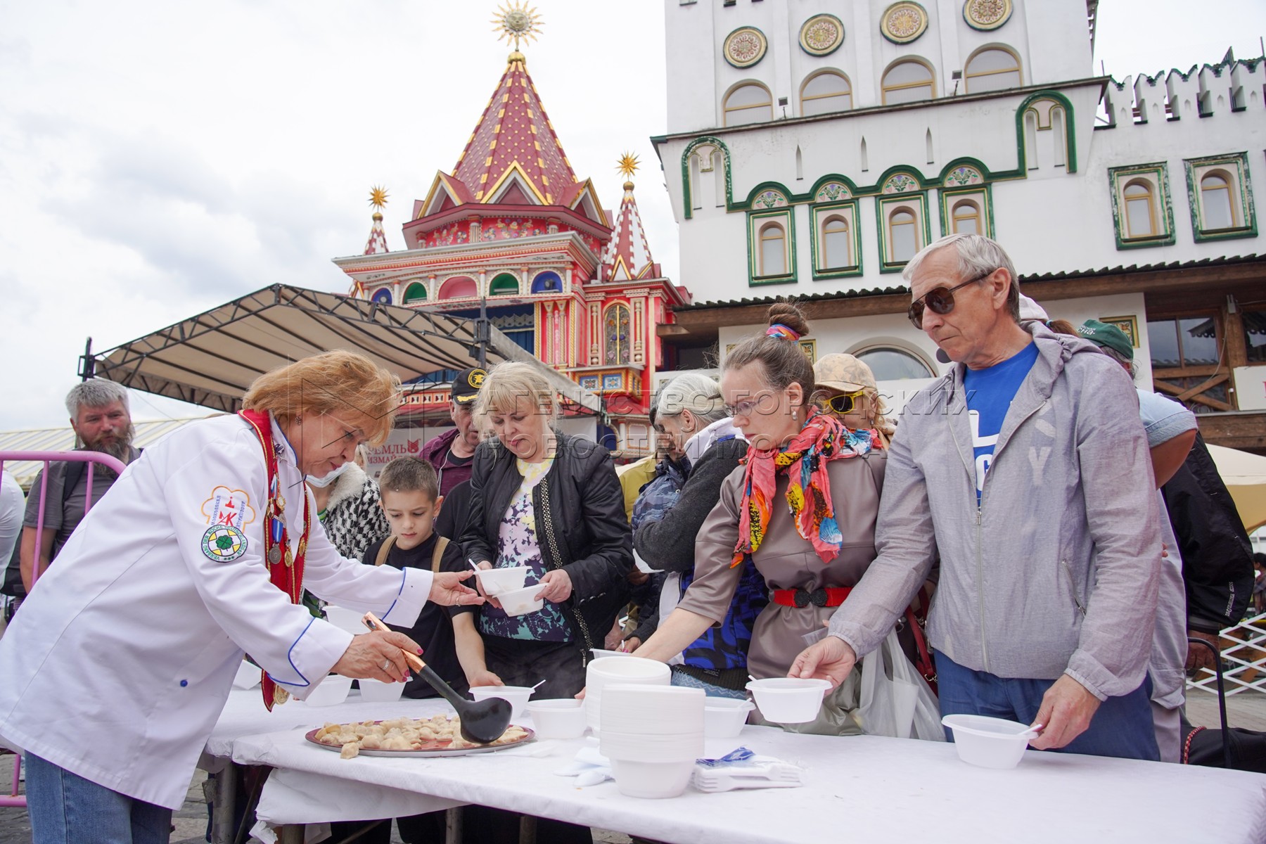 Московская ассоциация. Фестиваль русской кухни в Измайловском Кремле. Кремль Москва 2022. Московская Ассоциация кулинаров крем Измайлово конкурсы 2022 год. Шарова Тамара Николаевна Московская Ассоциация кулинаров биография.