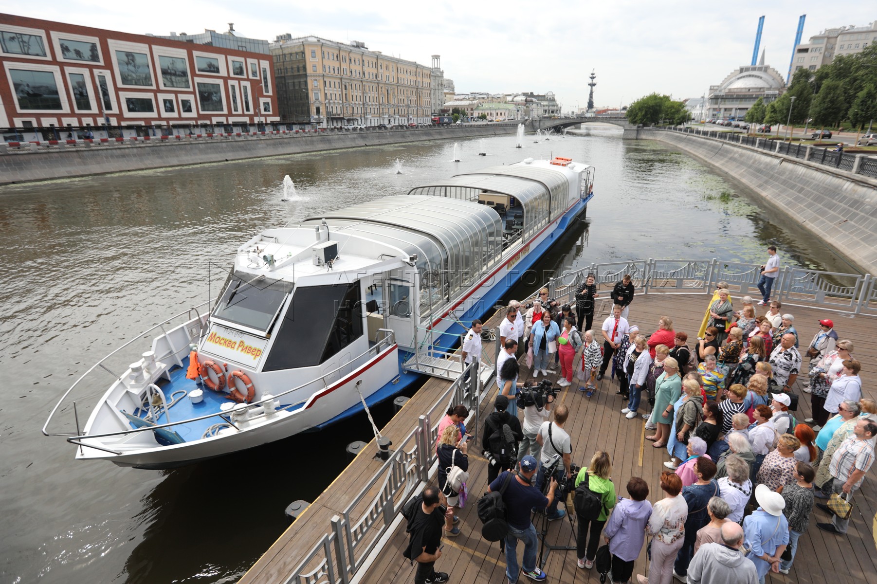 москва прогулка на теплоходе