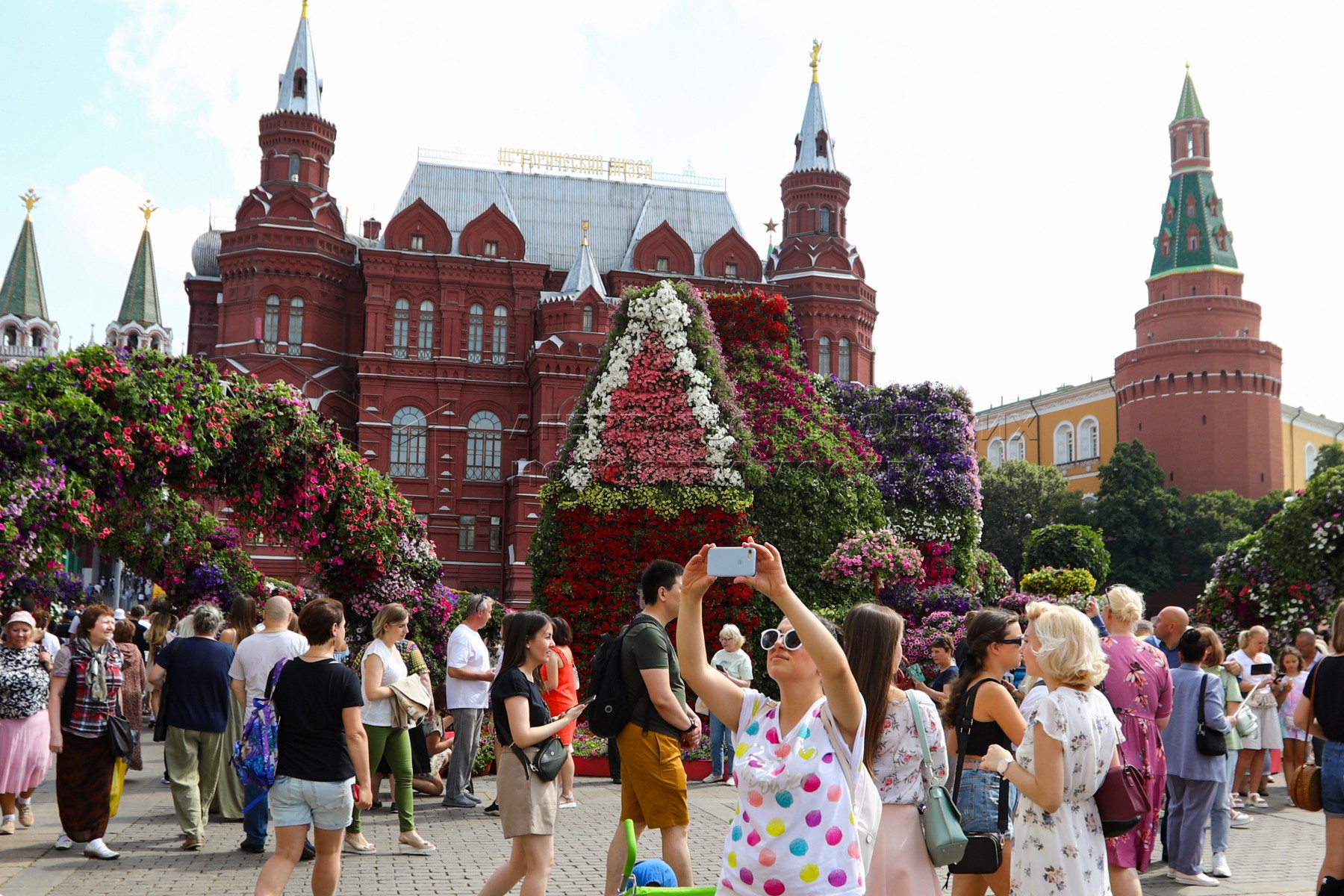 Встретить новый 2024 в москве. Цветочный фестиваль. Московское лето. Фестиваль цветов в Москве. Цветочный фестиваль в Москве 2022.