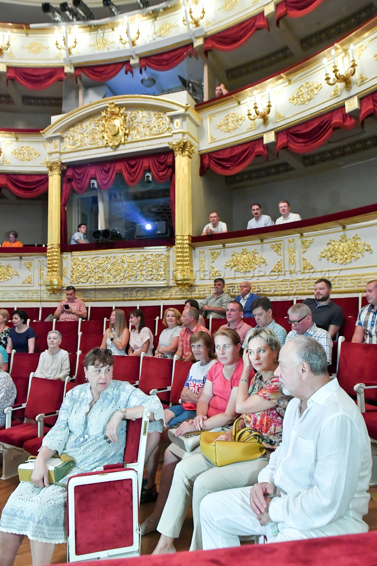 руководитель малого театра