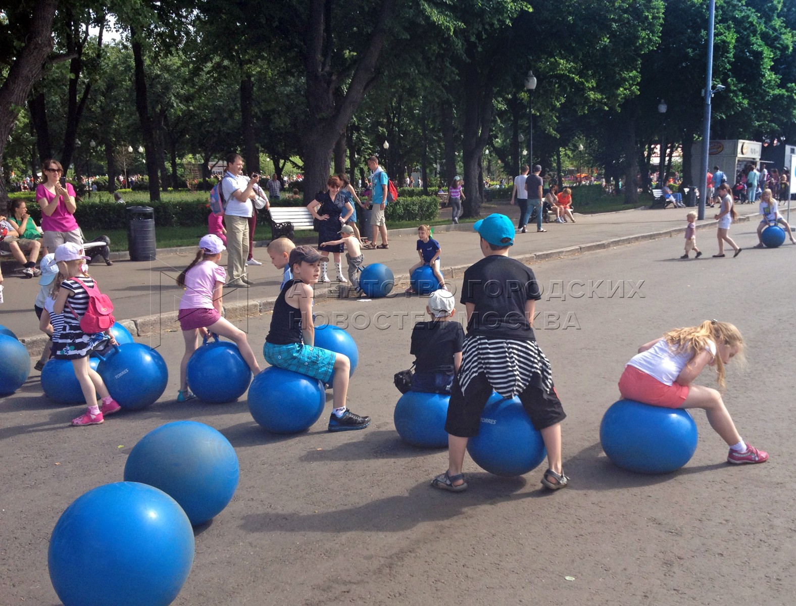 детская экскурсия. новости москва детская. экскурсии для школьников. монолит солнышко солнцевский район лагерь. летний квест.