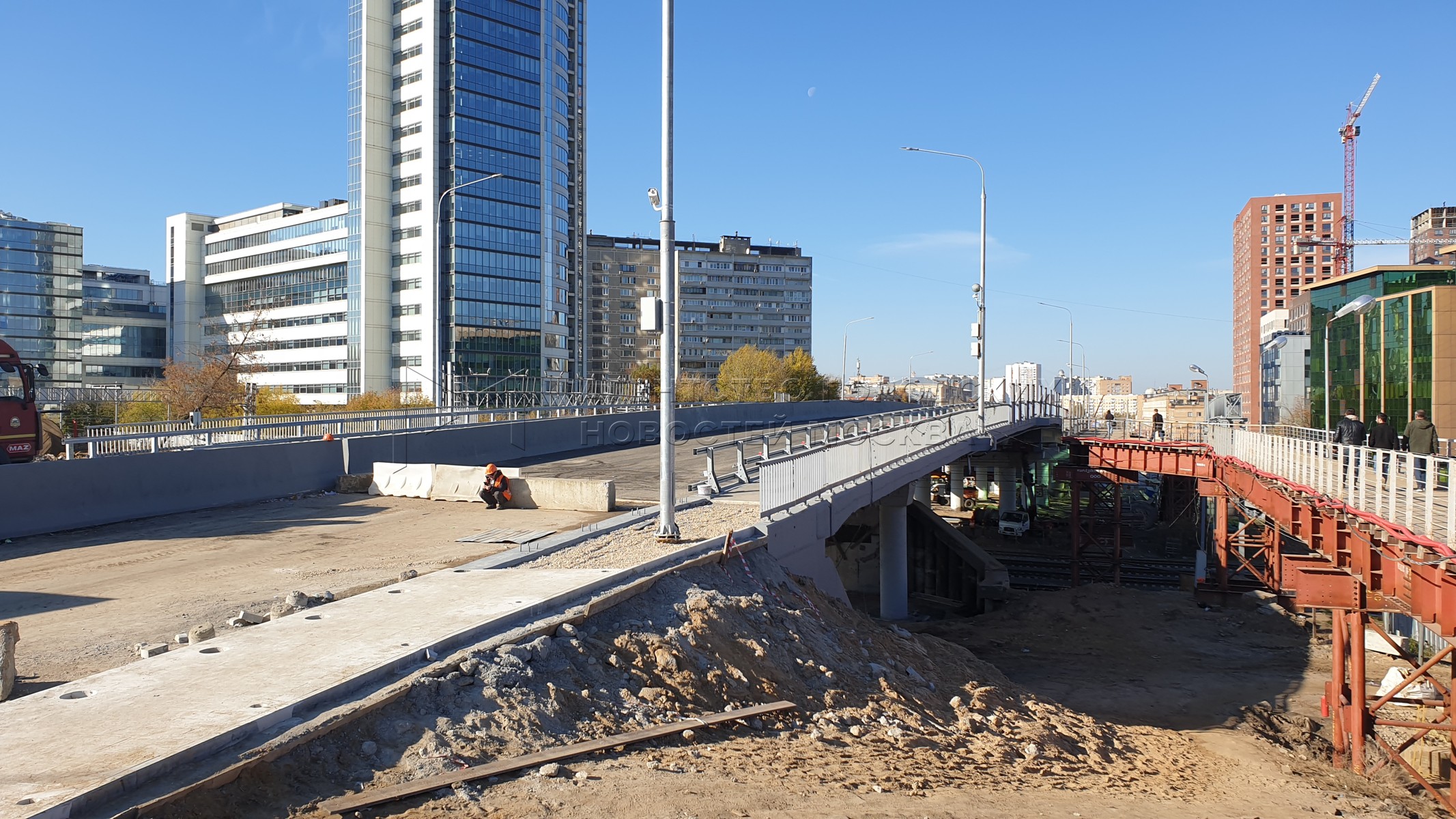 жд эстакада. эстакады москвы. путепровод барклая сейчас. путепровод. путепровод через мцд 1.