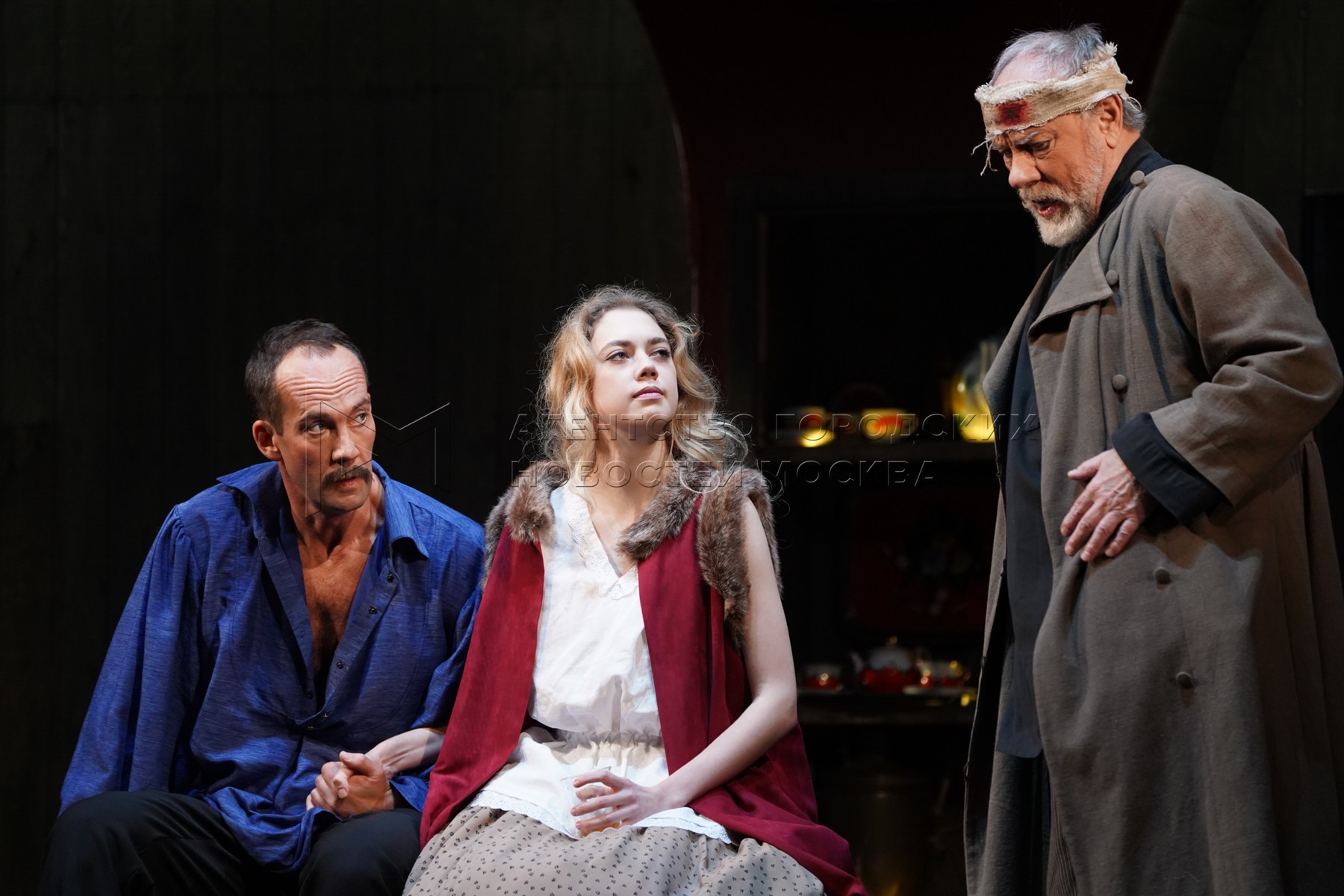 на бойком месте малый театр