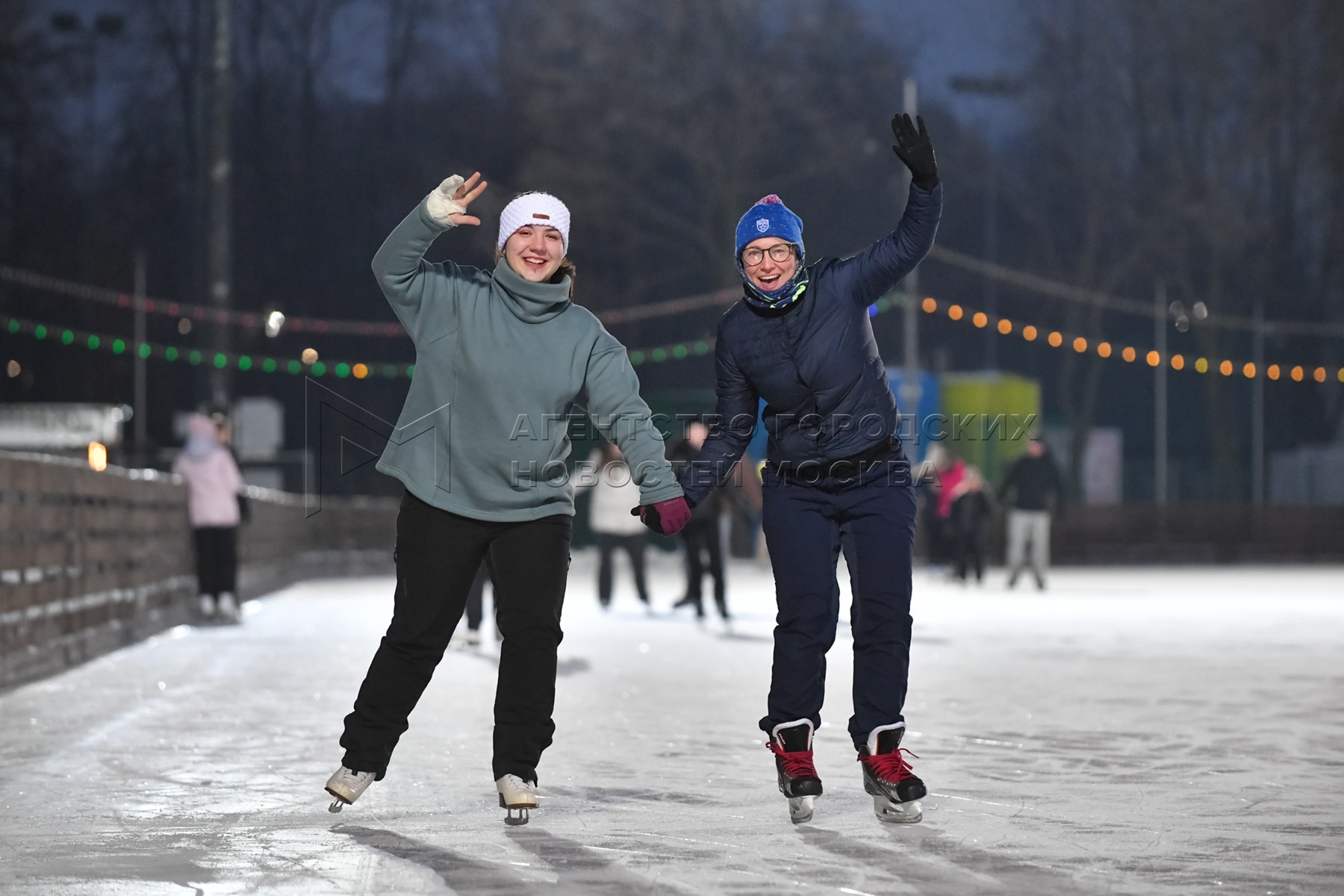 каток южный полюс в лужниках москва