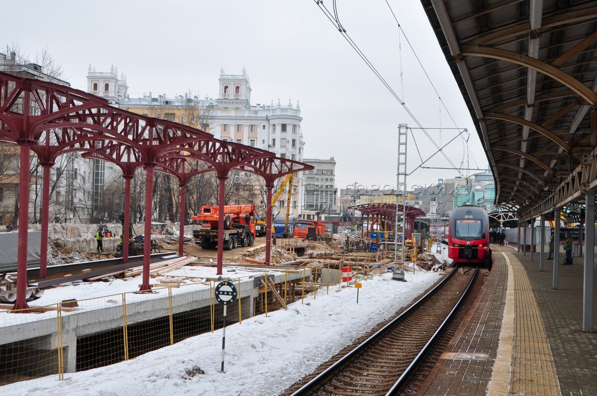 наземное метро в москве