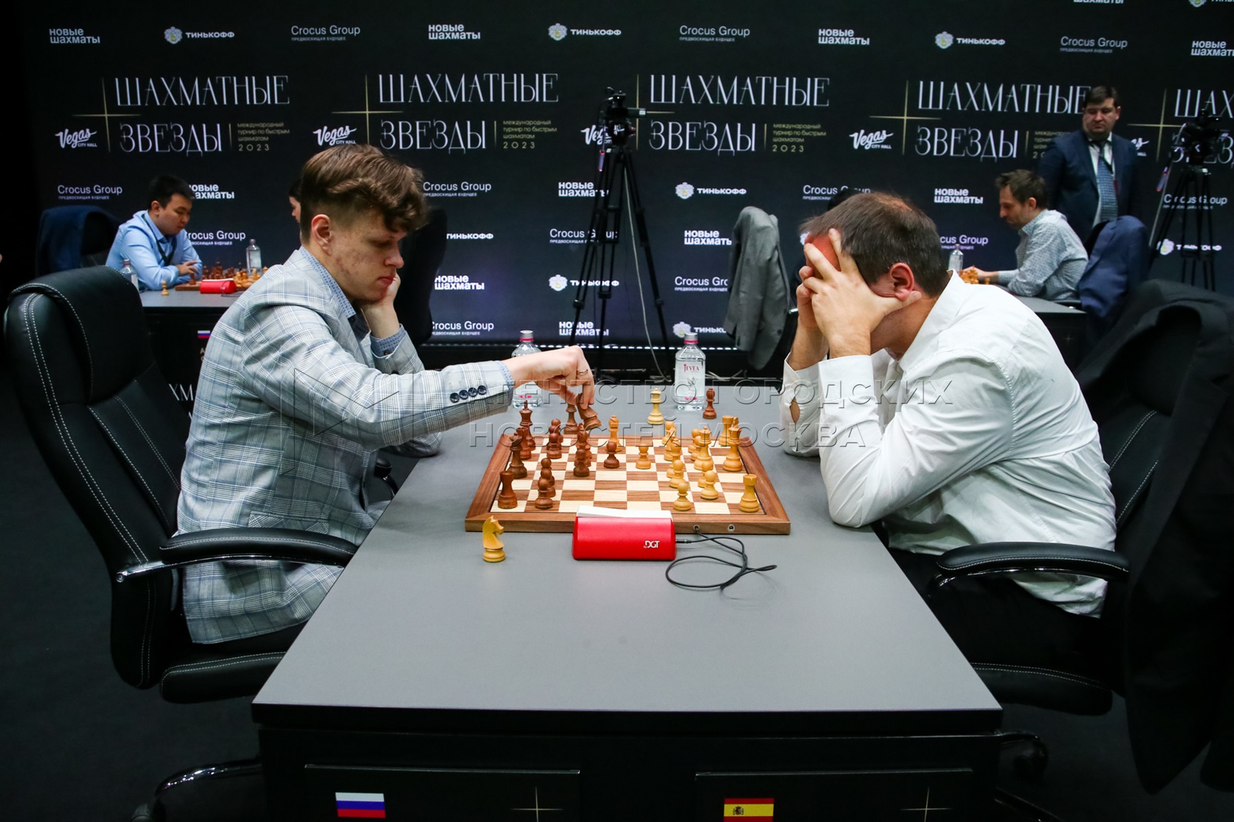 Moscow open 2024 chess results. Турнир по шахматам. Шахматный турнир финал. Шахматные звезды турнир. Самый сильный шахматист на сегодняшний день.