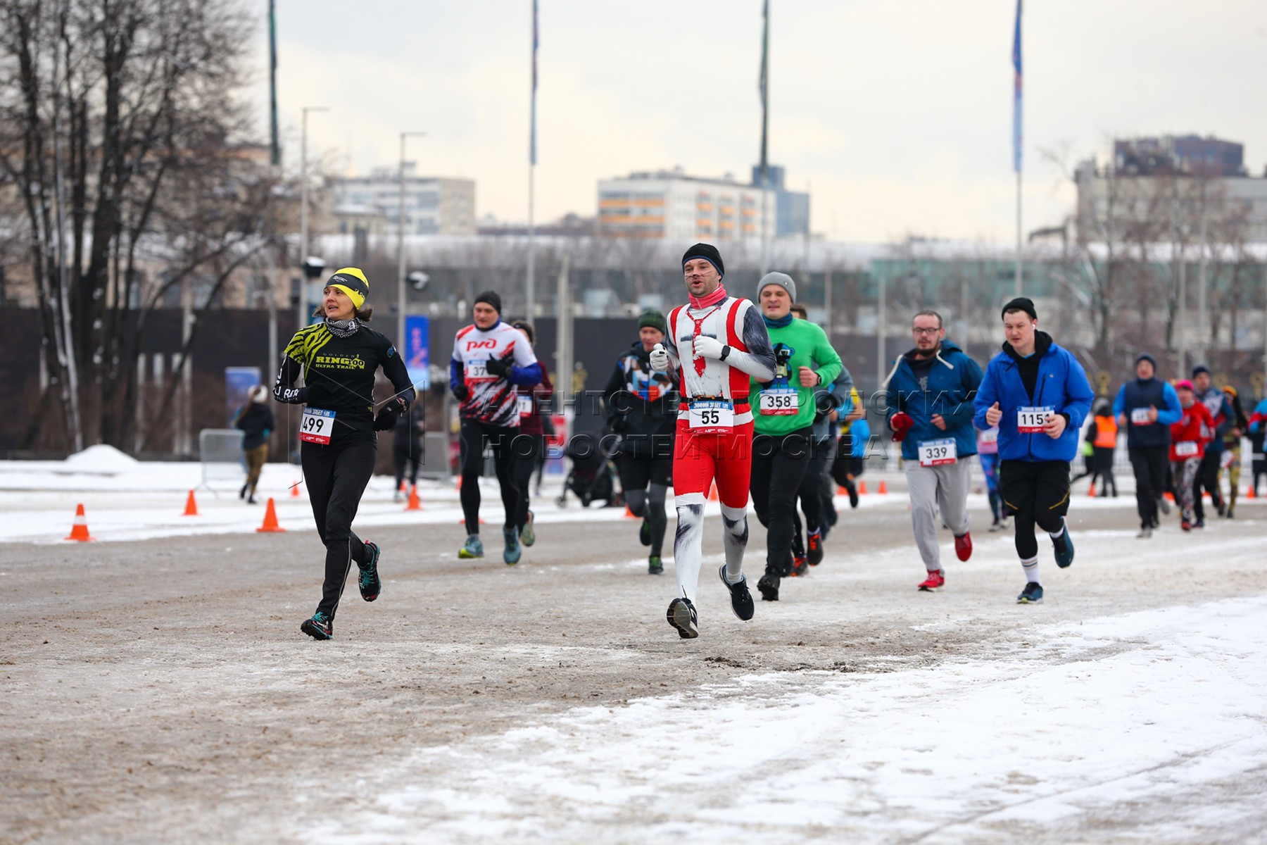 День московского спорта в лужниках 2024 программа. Зимний забег Московского спорта. Лужники гонка. День Московского спорта. Москва зимой.