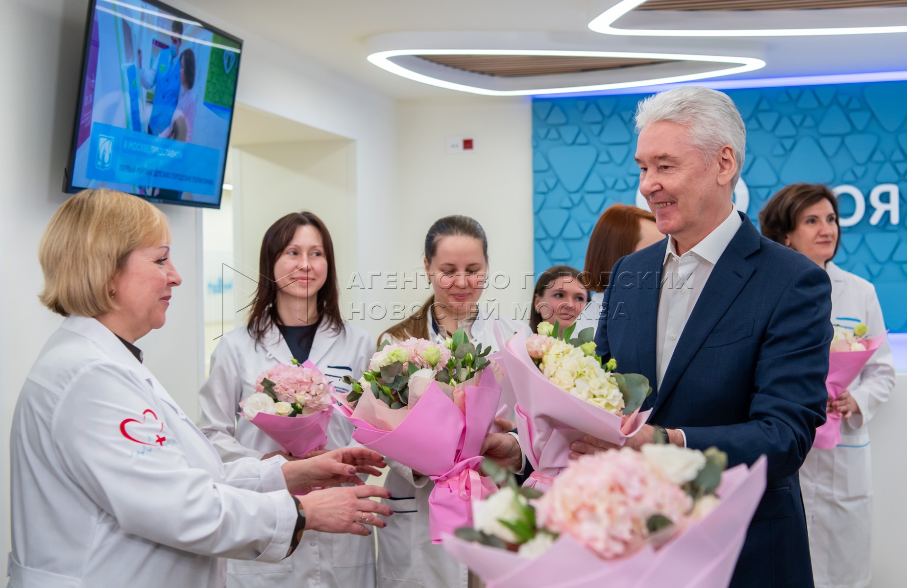 волонтеры морозовская больница москва