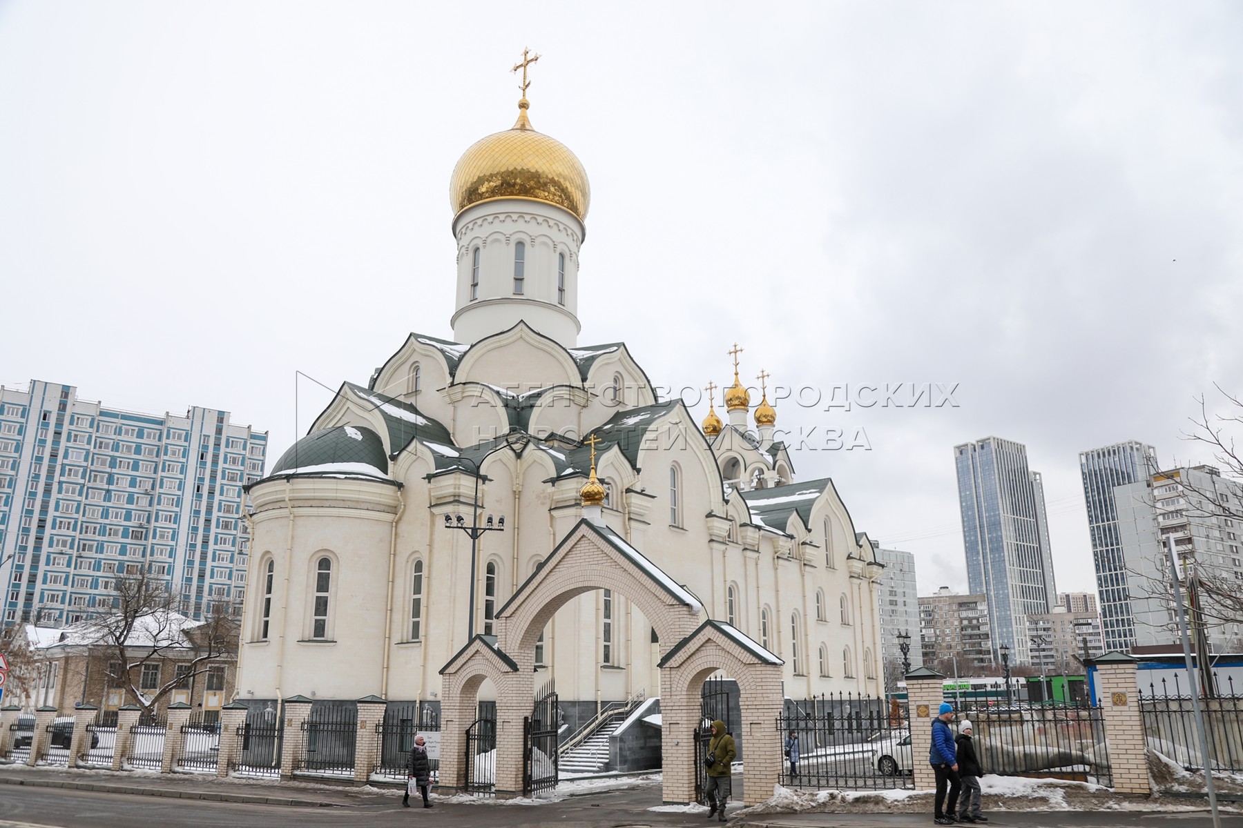 Храм Андрея Рублева Москва. Храма преподобного Андрея Рублева в Раменках, г. Москва. Церковь Андрея Рублева в Раменках. Андрея Рублева в Раменках.