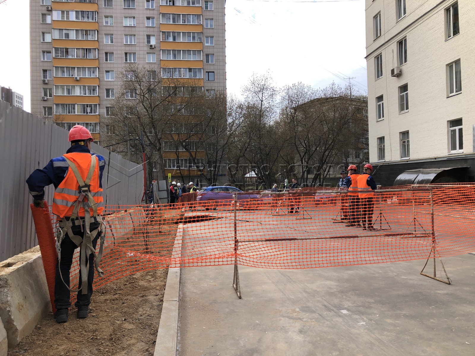 Парковка пресненский. Стройка котлован. Стройка Москва. Котлован возле дома. Стройки в районе пресни.