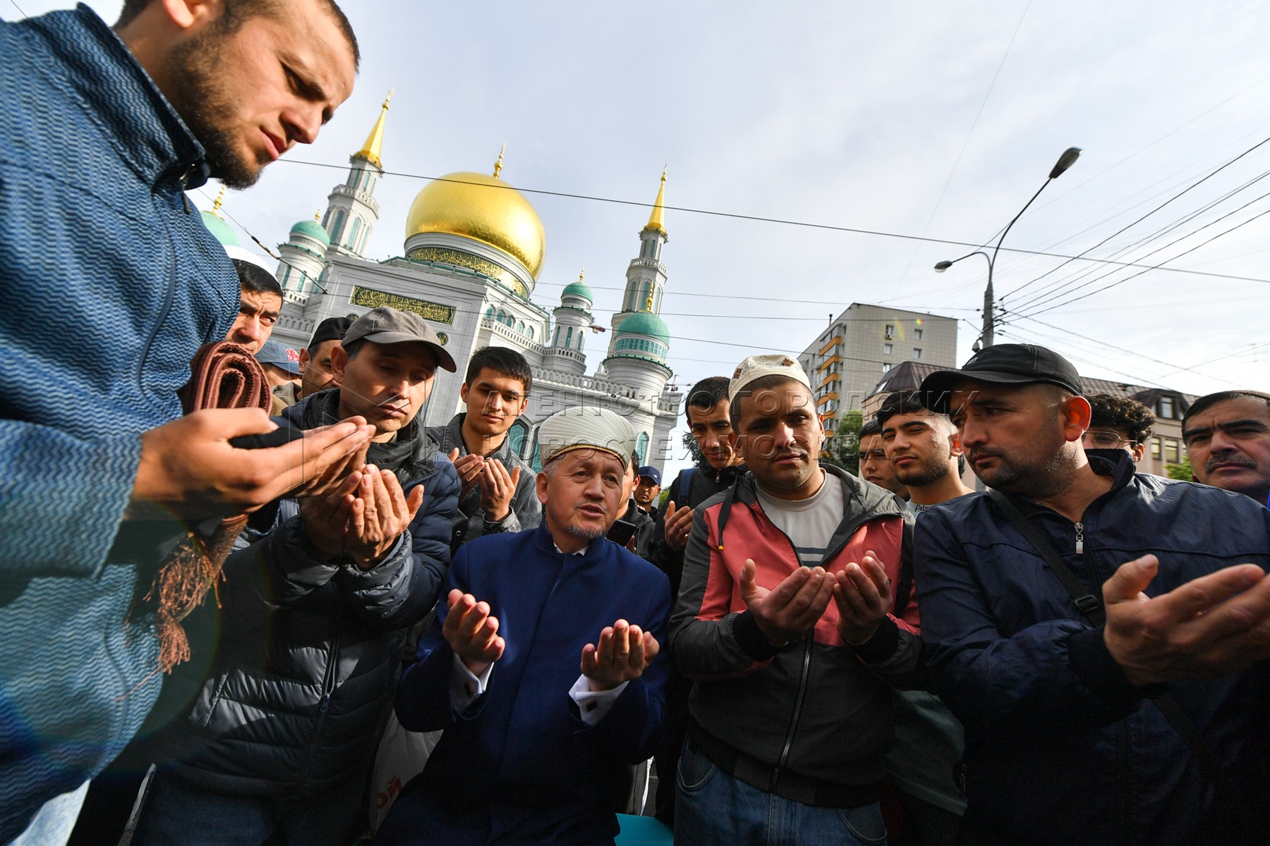 Курбан байрам 2024 кыргызстан какого. Курбан байрам. Курбан байрам в Москве. Курбан байрам 2023.