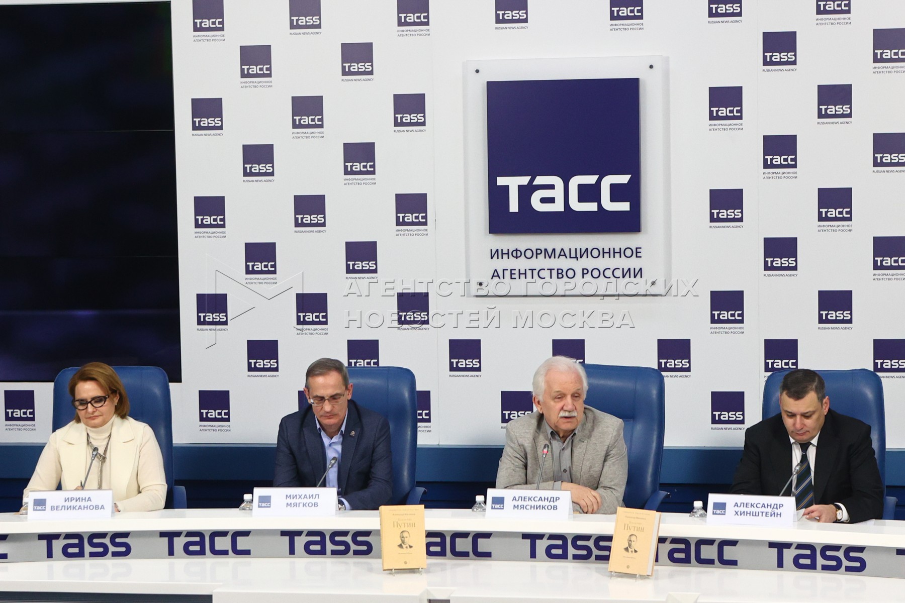 российские войска. армия рф. современный российский солдат. спецназ фсб вымпел экипировка. армия россии спецназ.