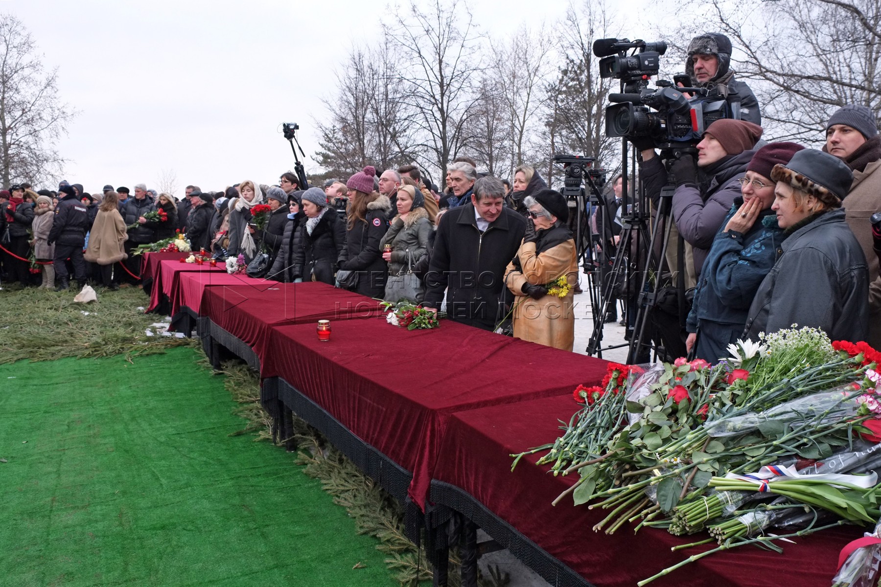 Похороны бориса клюева. Похороны Бориса Клюева на кладбище.